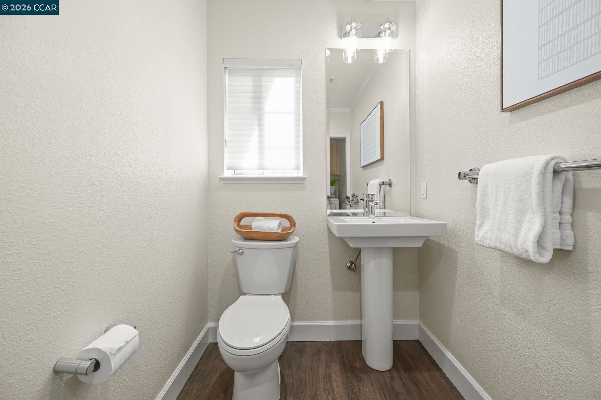 Detail Gallery Image 15 of 37 For 1384 Danville Blvd, Alamo,  CA 94507 - 2 Beds | 2/1 Baths