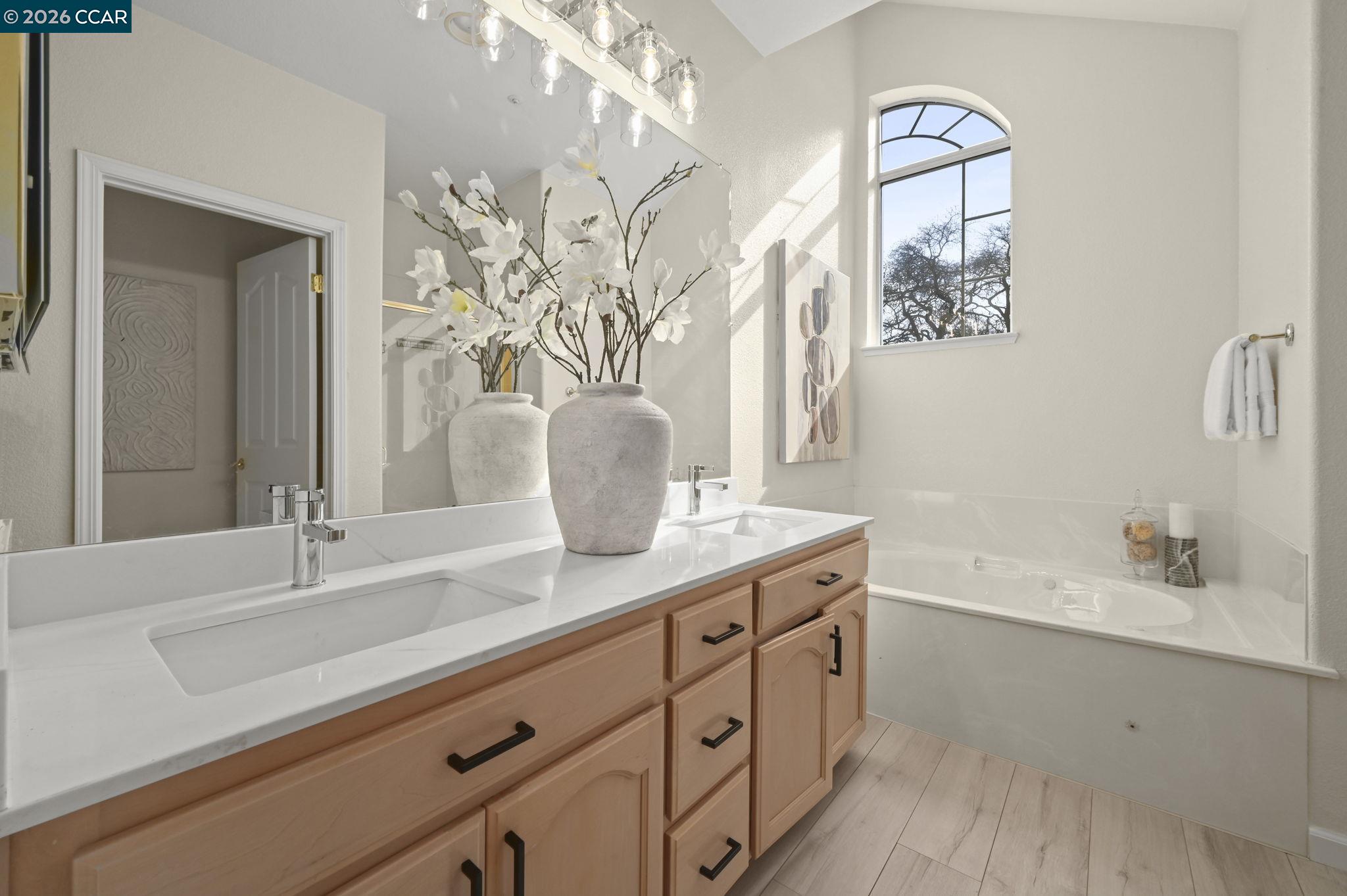 Detail Gallery Image 28 of 37 For 1384 Danville Blvd, Alamo,  CA 94507 - 2 Beds | 2/1 Baths