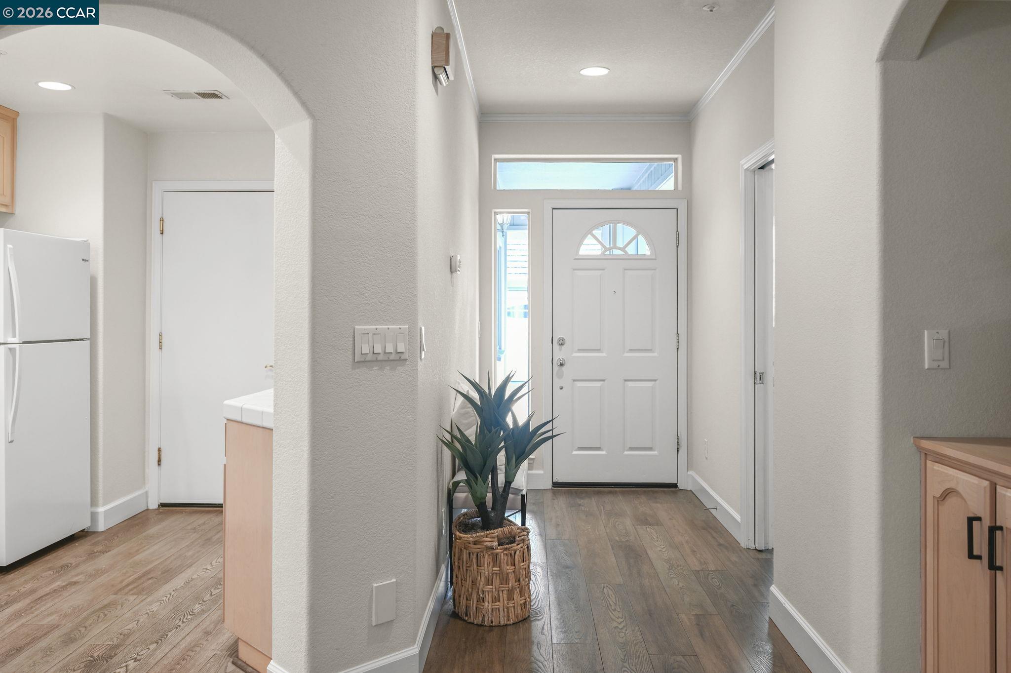 Detail Gallery Image 4 of 37 For 1384 Danville Blvd, Alamo,  CA 94507 - 2 Beds | 2/1 Baths