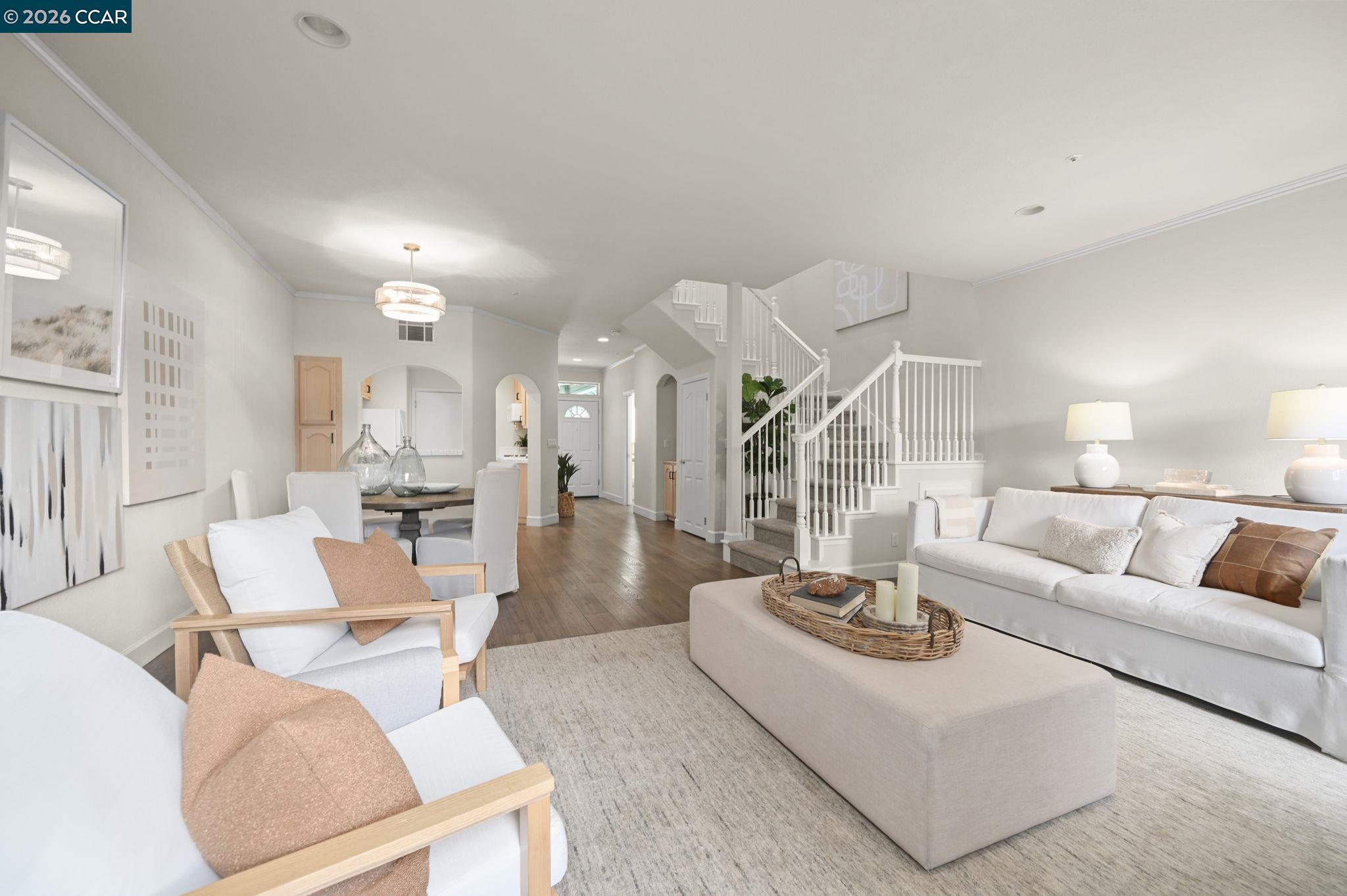 Detail Gallery Image 5 of 37 For 1384 Danville Blvd, Alamo,  CA 94507 - 2 Beds | 2/1 Baths