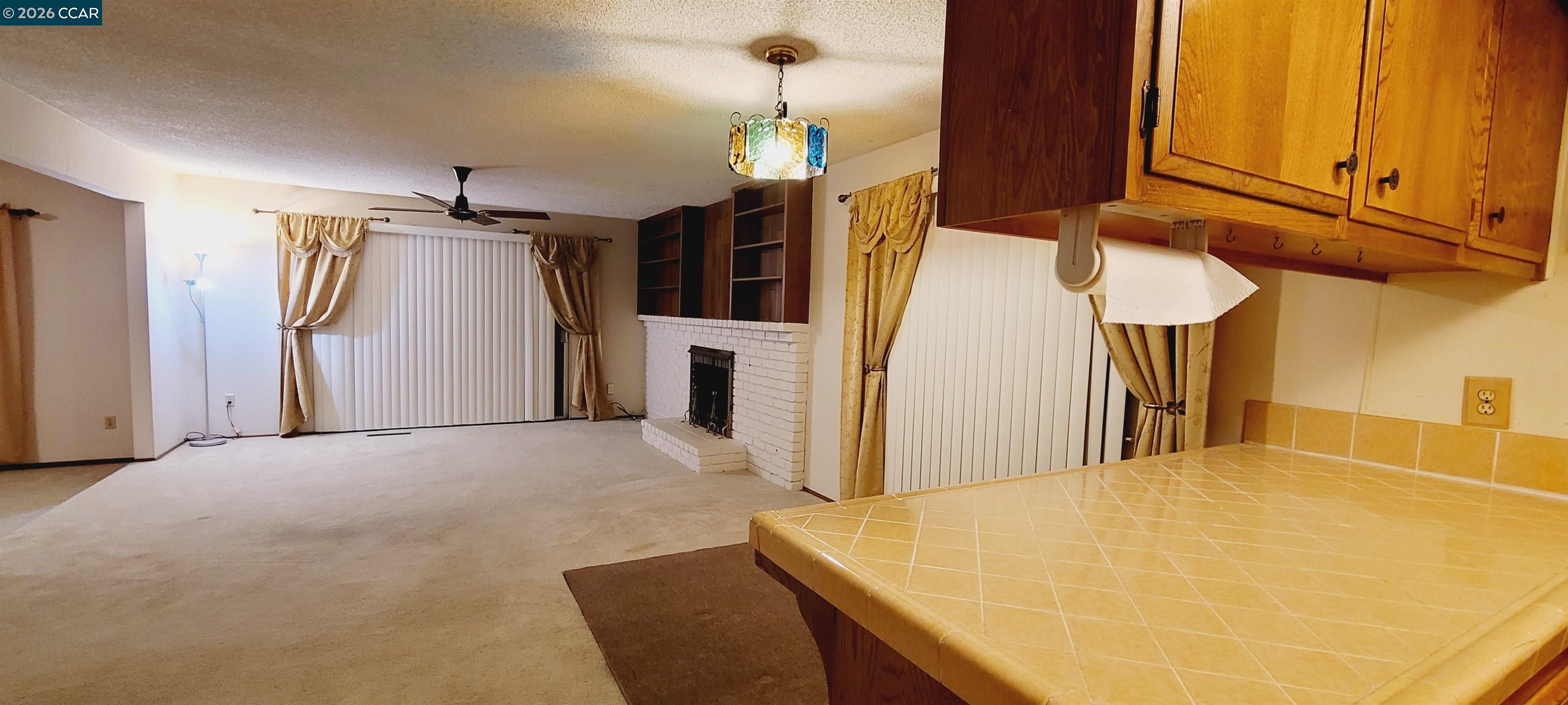 Detail Gallery Image 16 of 34 For 1 Castlewood, Pittsburg,  CA 94565 - 3 Beds | 2 Baths