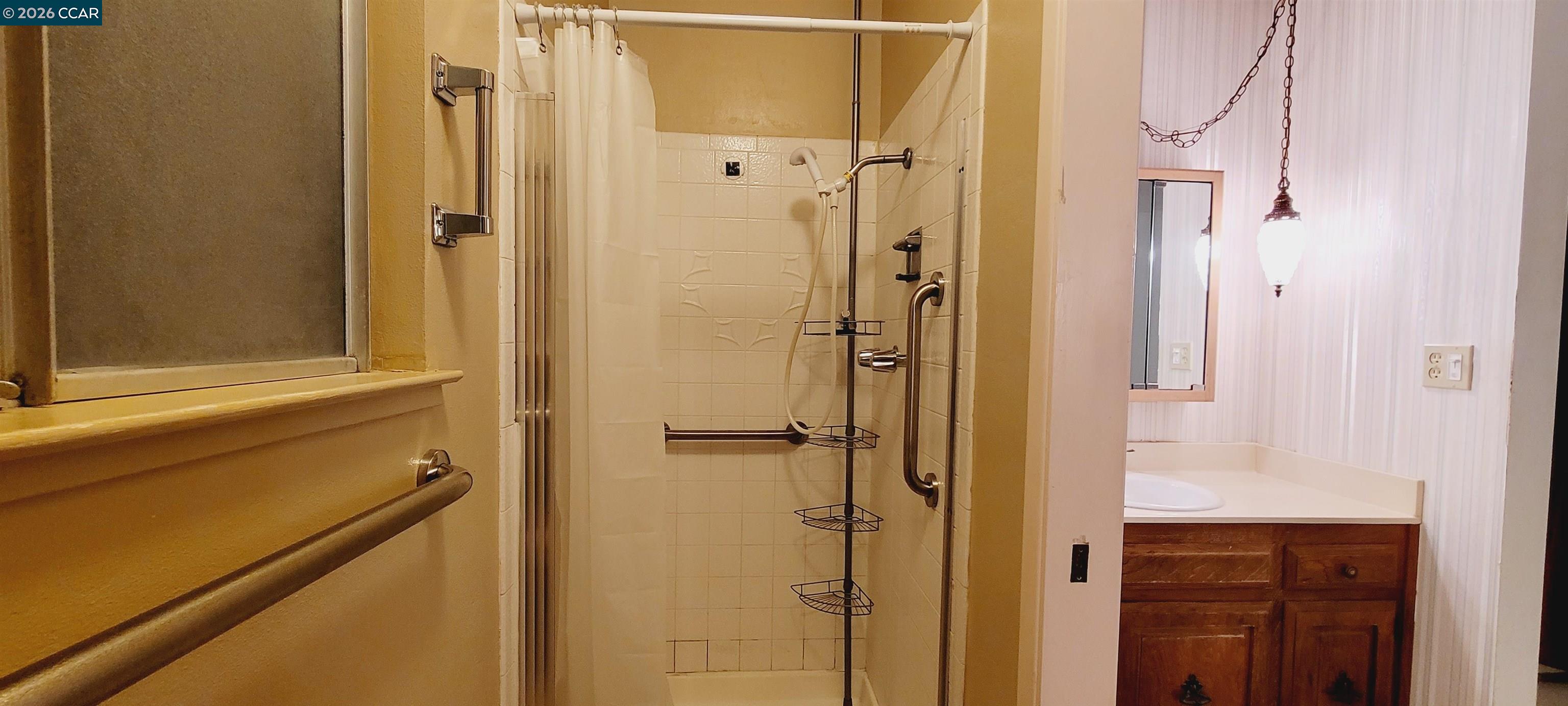 Detail Gallery Image 27 of 34 For 1 Castlewood, Pittsburg,  CA 94565 - 3 Beds | 2 Baths