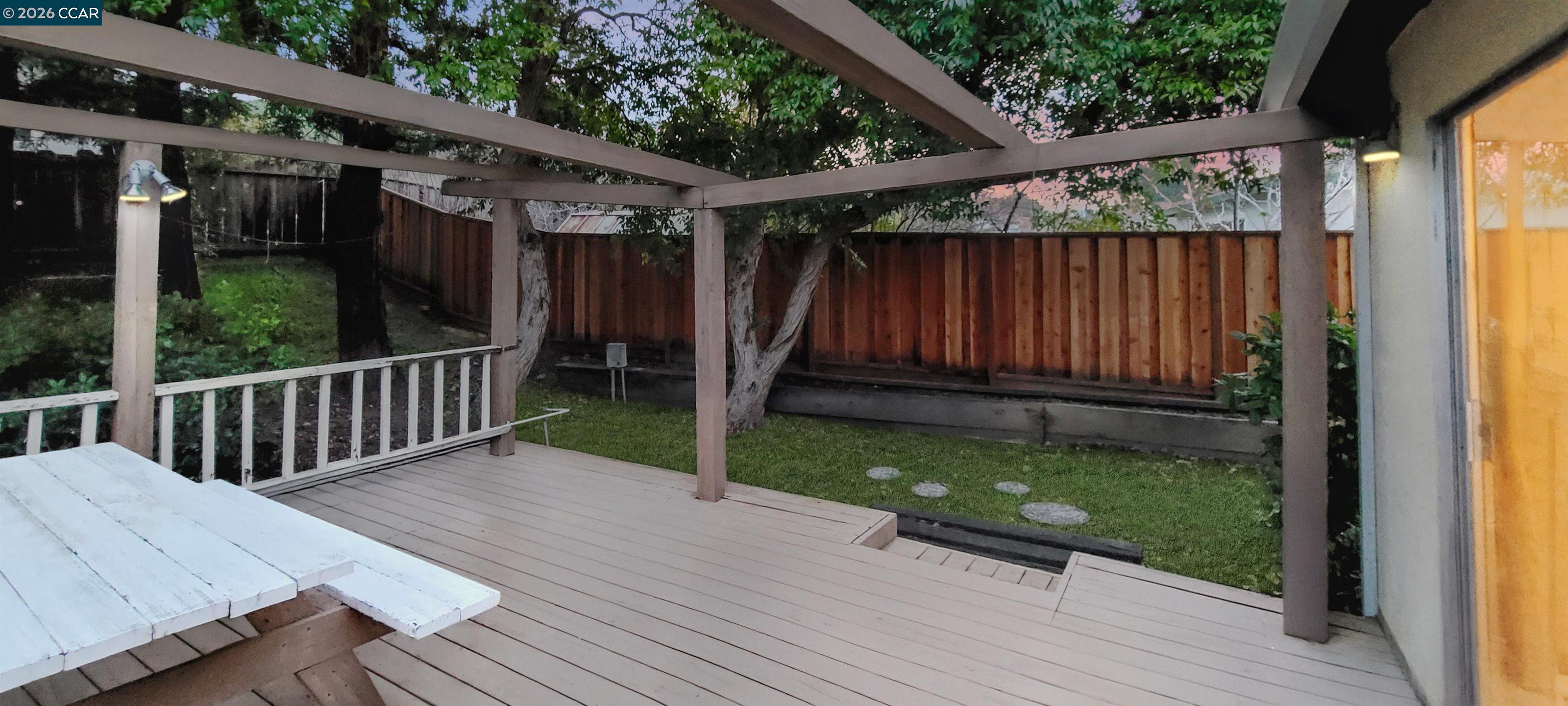 Detail Gallery Image 32 of 34 For 1 Castlewood, Pittsburg,  CA 94565 - 3 Beds | 2 Baths