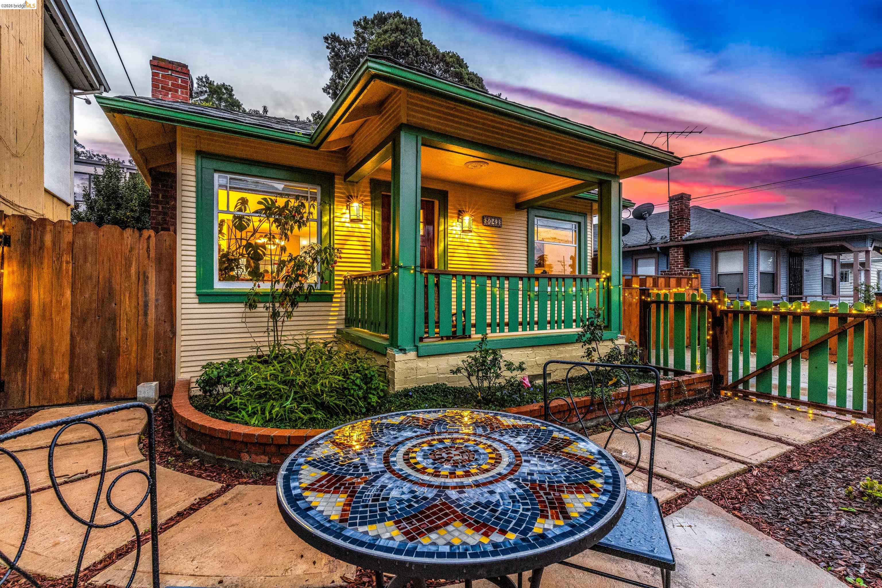 Front Image Thumbnail for EB41123854