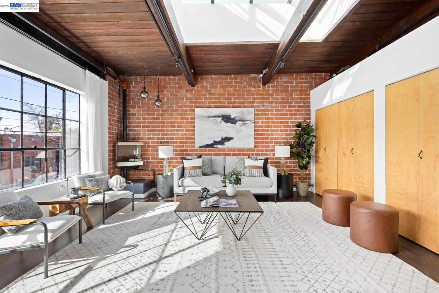 Detail Gallery Image 3 of 45 For 1250 Powell St #10,  Emeryville,  CA 94608 - 1 Beds | 1 Baths