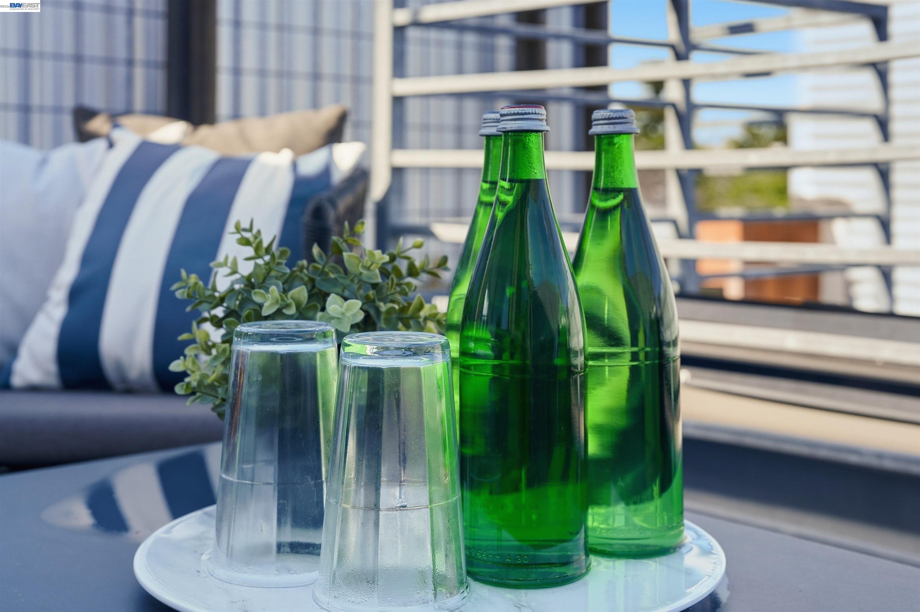 Detail Gallery Image 28 of 45 For 1250 Powell St #10,  Emeryville,  CA 94608 - 1 Beds | 1 Baths