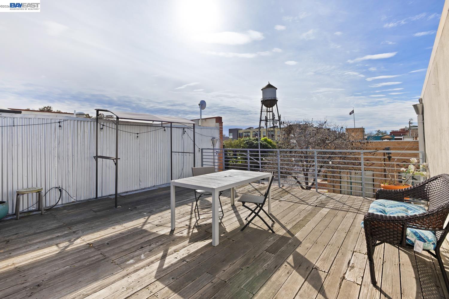 Detail Gallery Image 29 of 45 For 1250 Powell St #10,  Emeryville,  CA 94608 - 1 Beds | 1 Baths