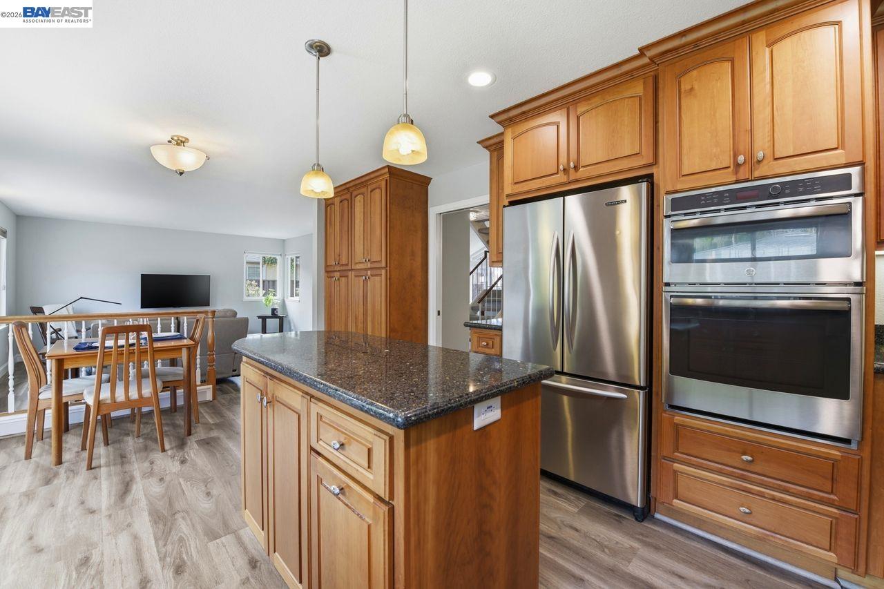 Detail Gallery Image 12 of 40 For 38742 Chrisholm Pl, Fremont,  CA 94536 - 4 Beds | 2/1 Baths