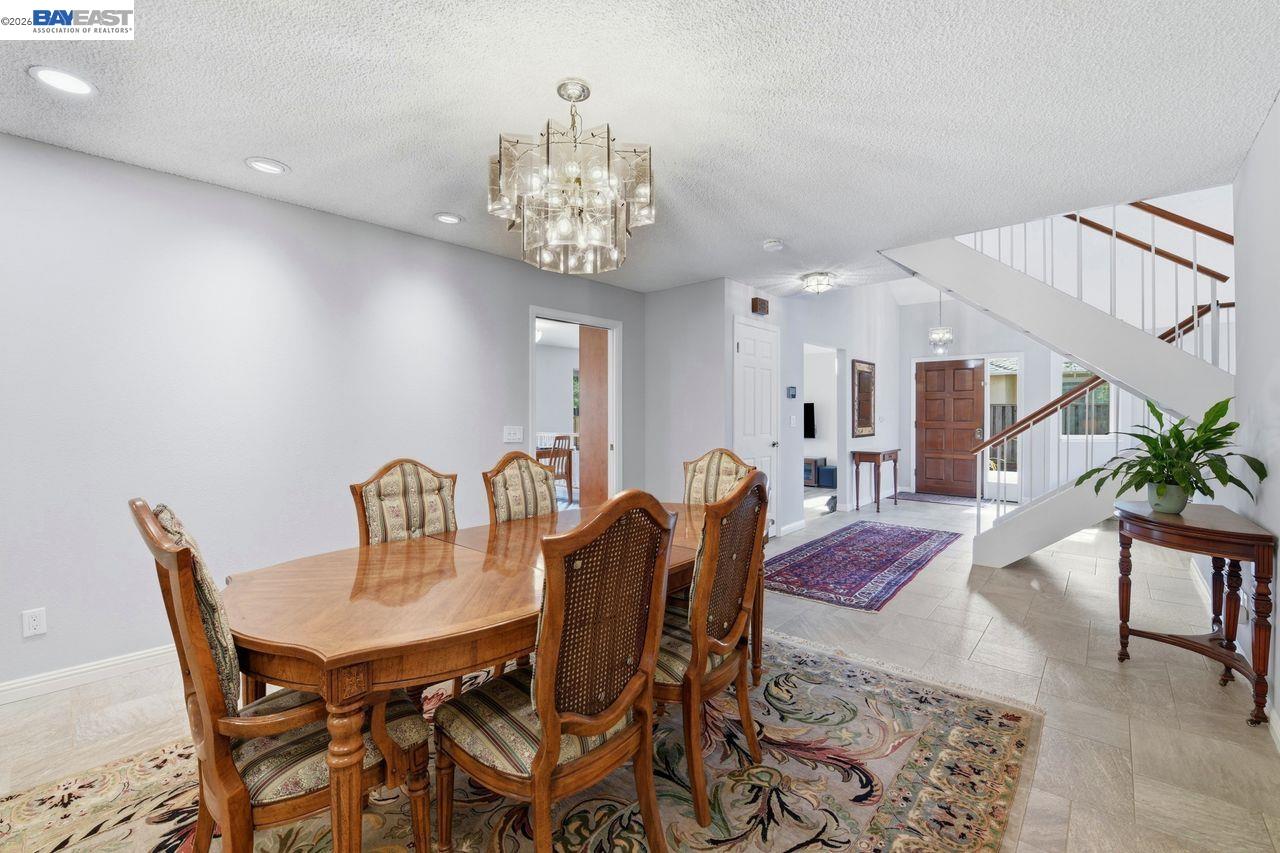 Detail Gallery Image 19 of 40 For 38742 Chrisholm Pl, Fremont,  CA 94536 - 4 Beds | 2/1 Baths