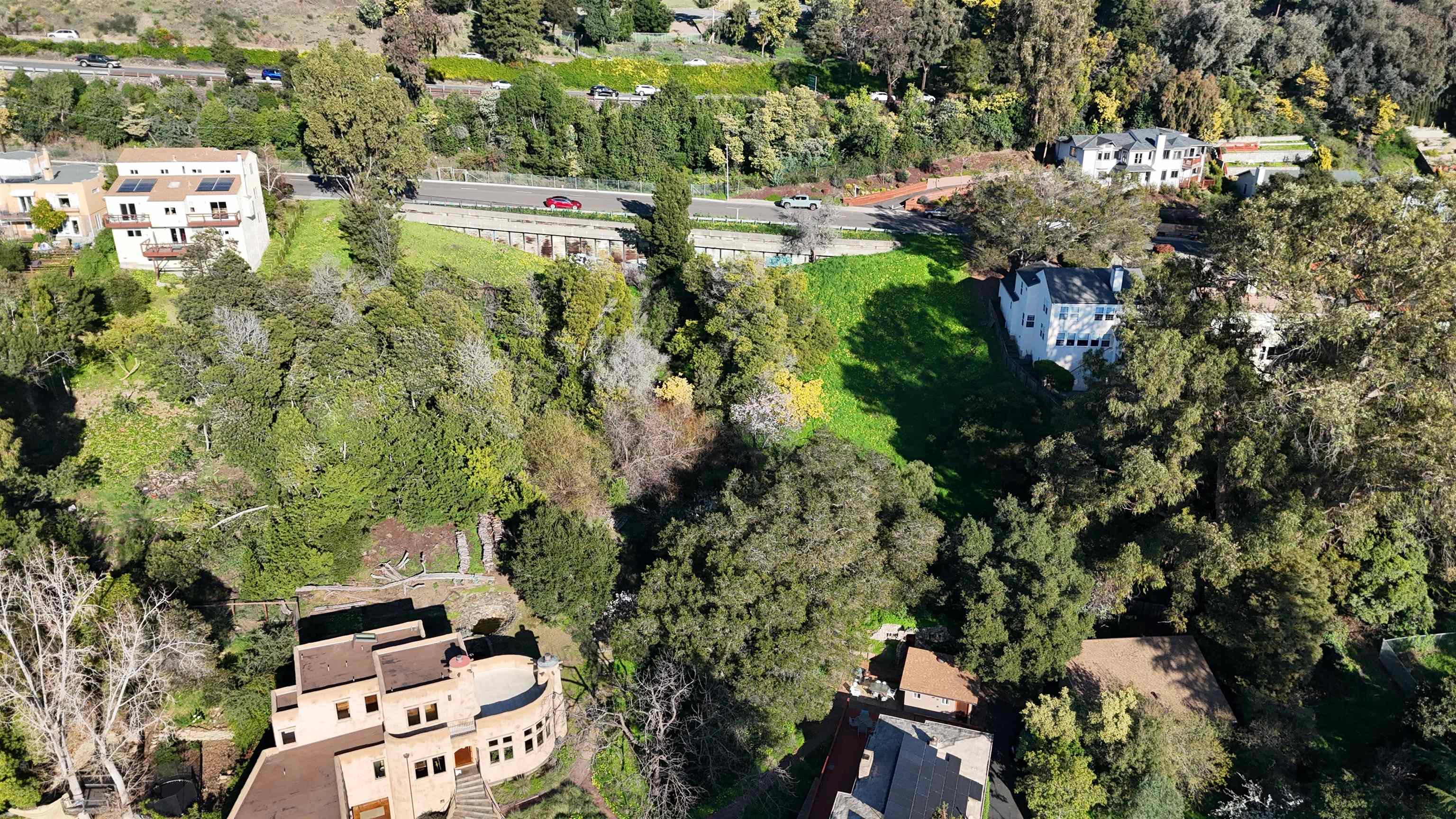 Detail Gallery Image 2 of 20 For 3257 Monterey Blvd., Oakland,  CA 94602 - – Beds | – Baths