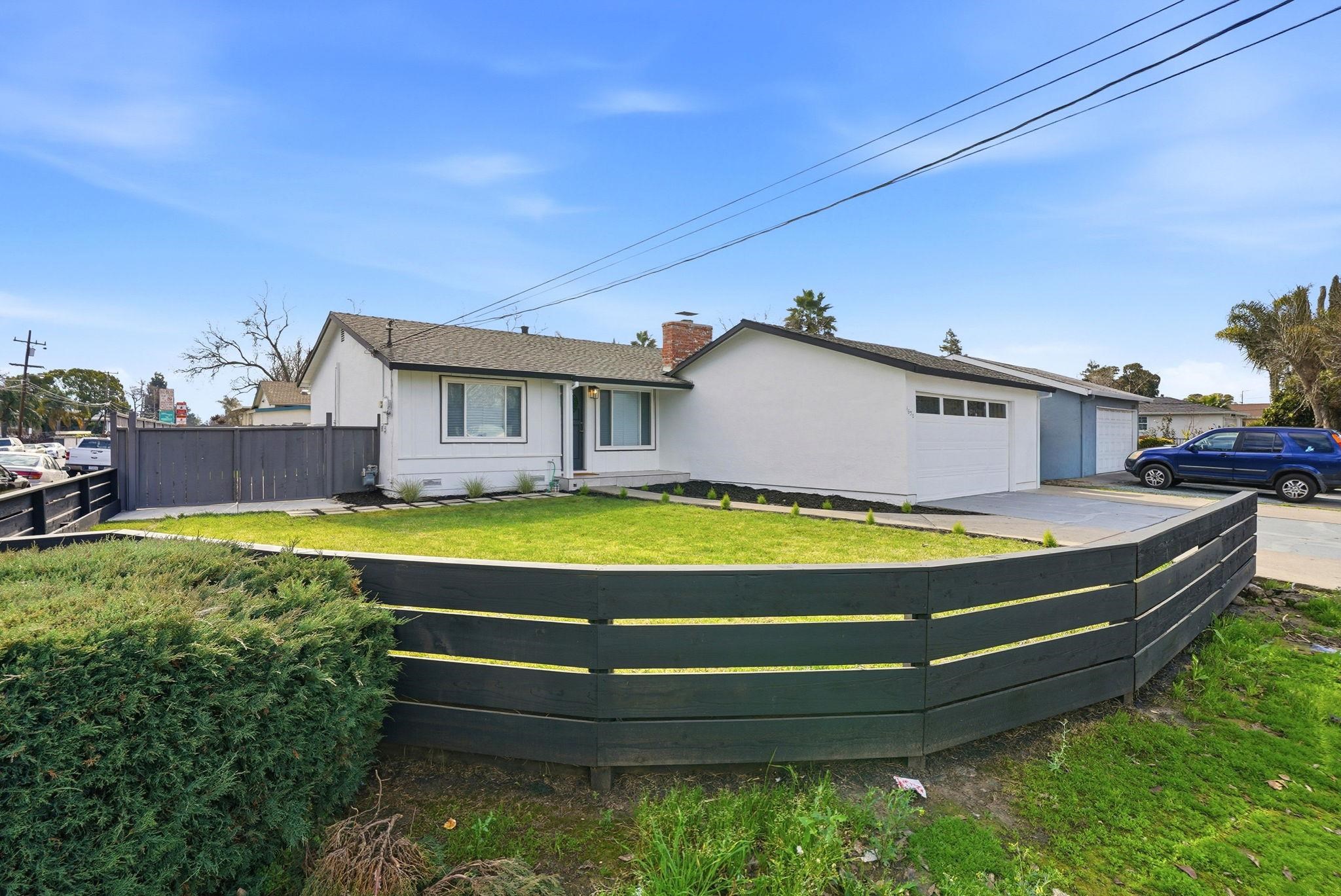 Detail Gallery Image 4 of 38 For 1630 Nicholas, Concord,  CA 94520 - 3 Beds | 2 Baths