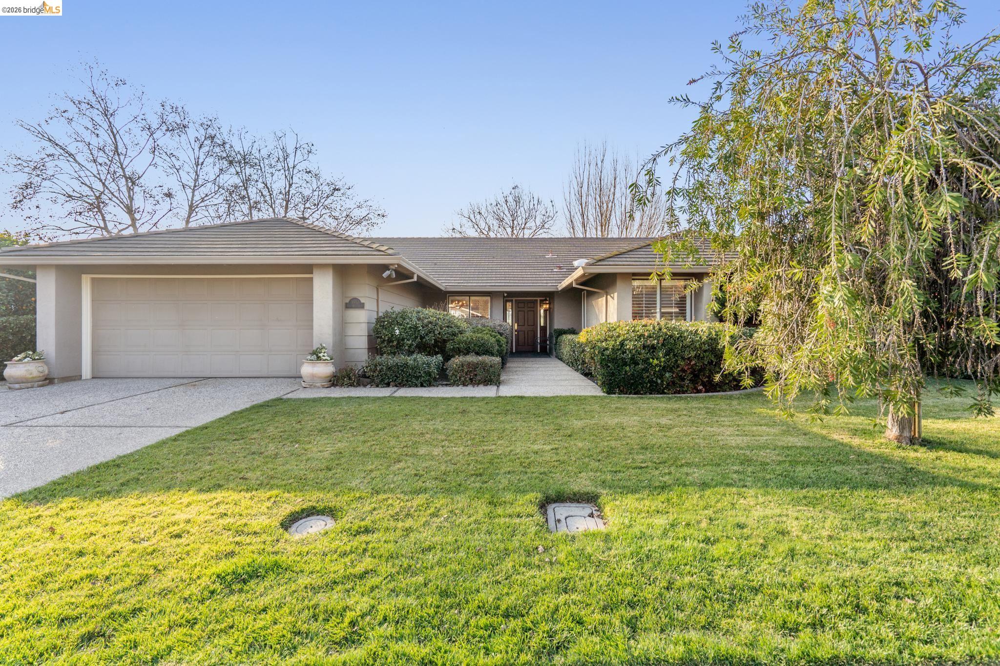 Front Image Thumbnail for EB41123865