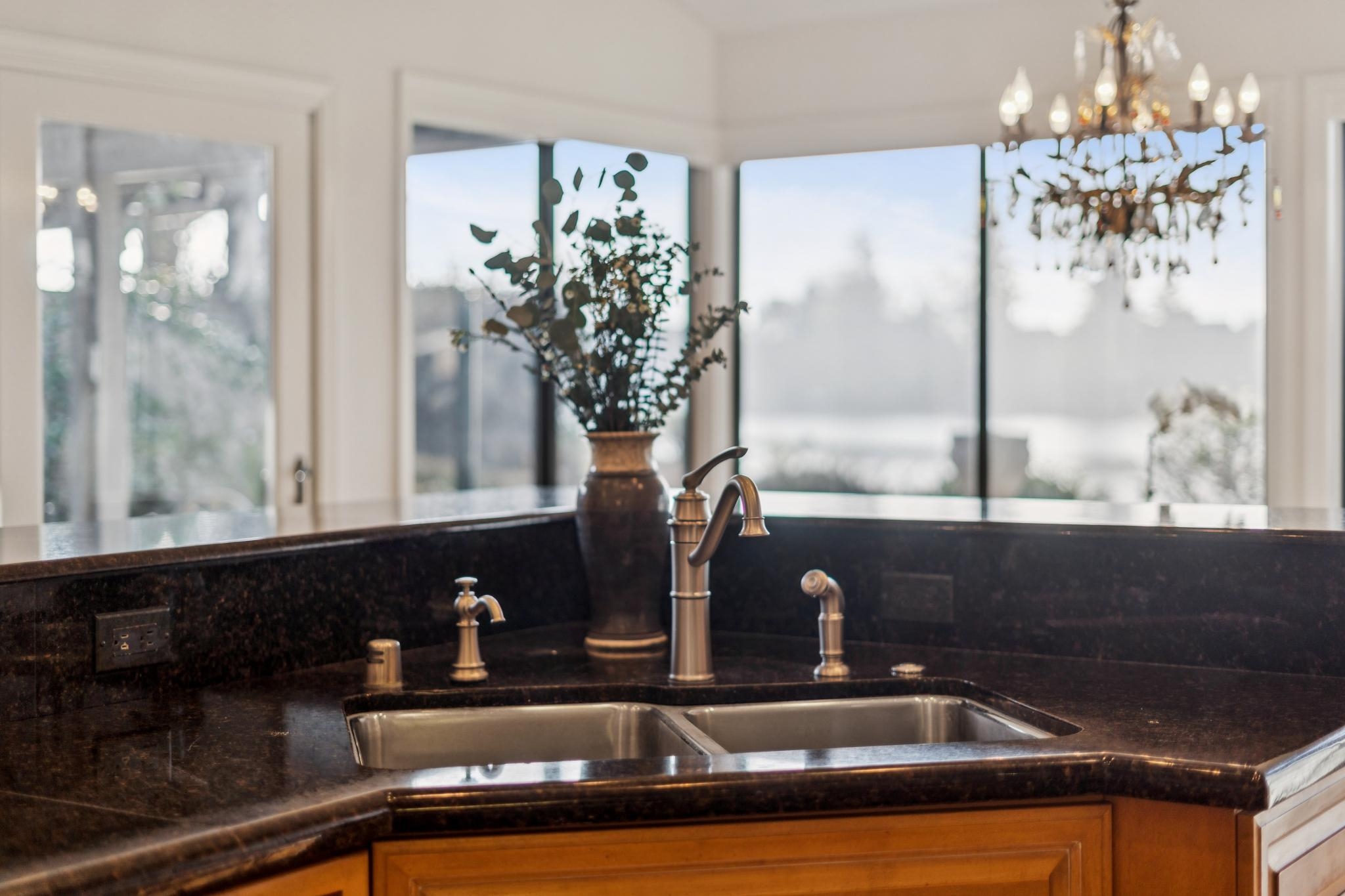 Detail Gallery Image 13 of 30 For 3917 Five Mile Dr, Stockton,  CA 95219 - 3 Beds | 2 Baths