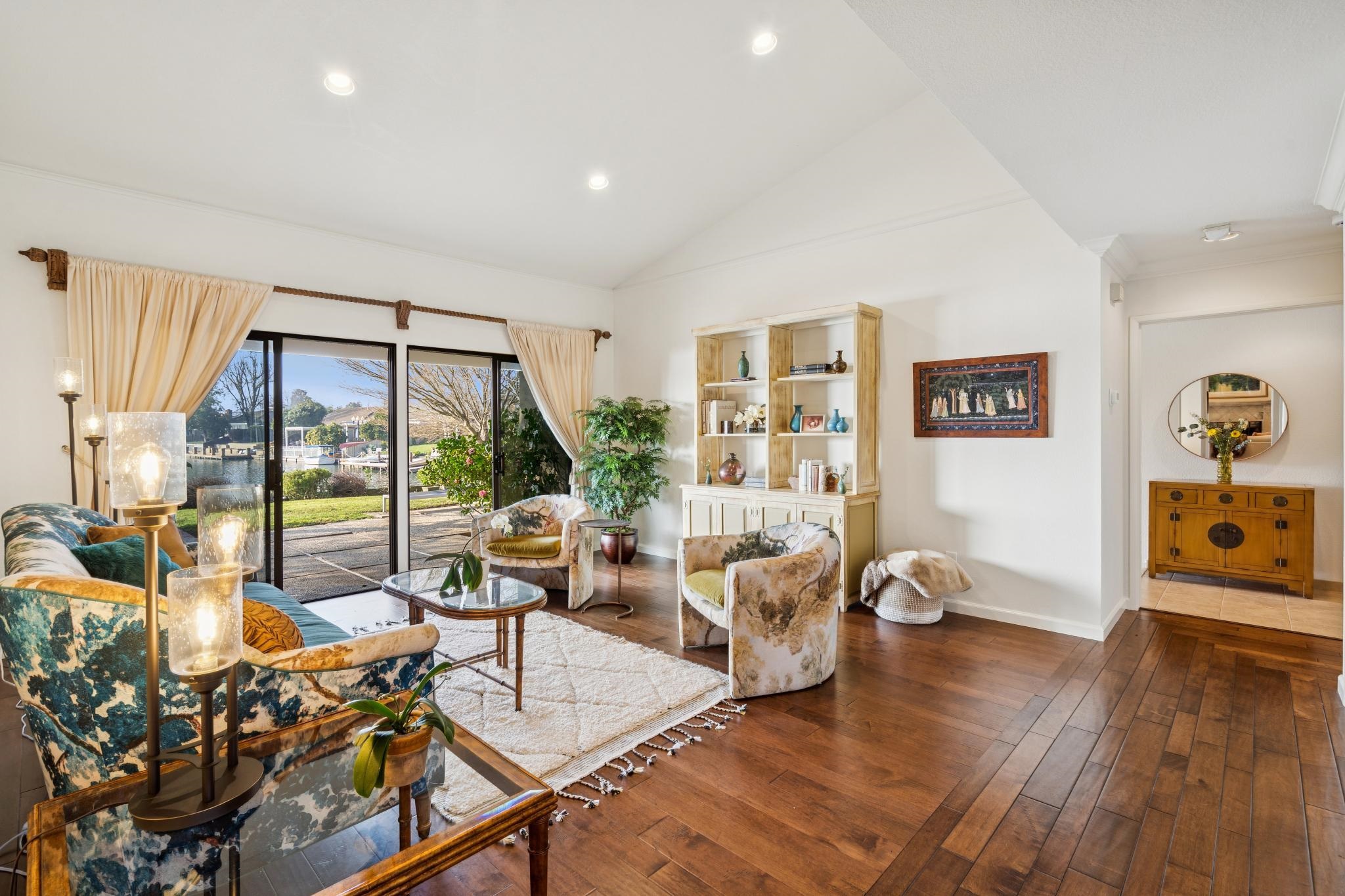 Detail Gallery Image 5 of 30 For 3917 Five Mile Dr, Stockton,  CA 95219 - 3 Beds | 2 Baths