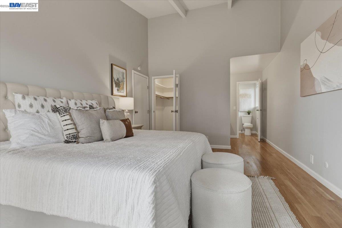 Detail Gallery Image 11 of 43 For 6130 Harbord Dr, Oakland,  CA 94611 - 3 Beds | 3 Baths