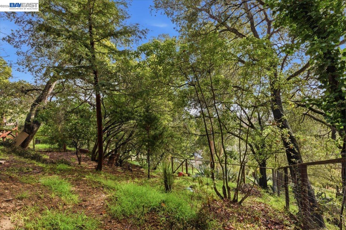 Detail Gallery Image 38 of 44 For 6130 Harbord Dr, Oakland,  CA 94611 - 3 Beds | 3 Baths