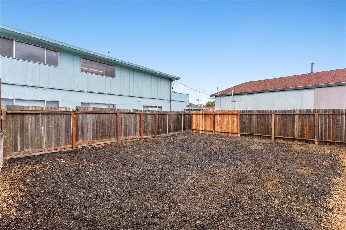 Detail Gallery Image 24 of 28 For 409 Foothill Blvd, San Leandro,  CA 94577 - 2 Beds | 1 Baths