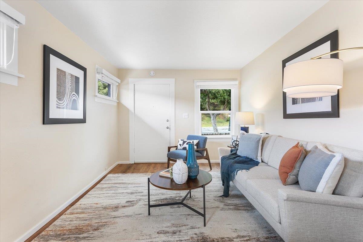 Detail Gallery Image 10 of 28 For 409 Foothill Blvd, San Leandro,  CA 94577 - 2 Beds | 1 Baths