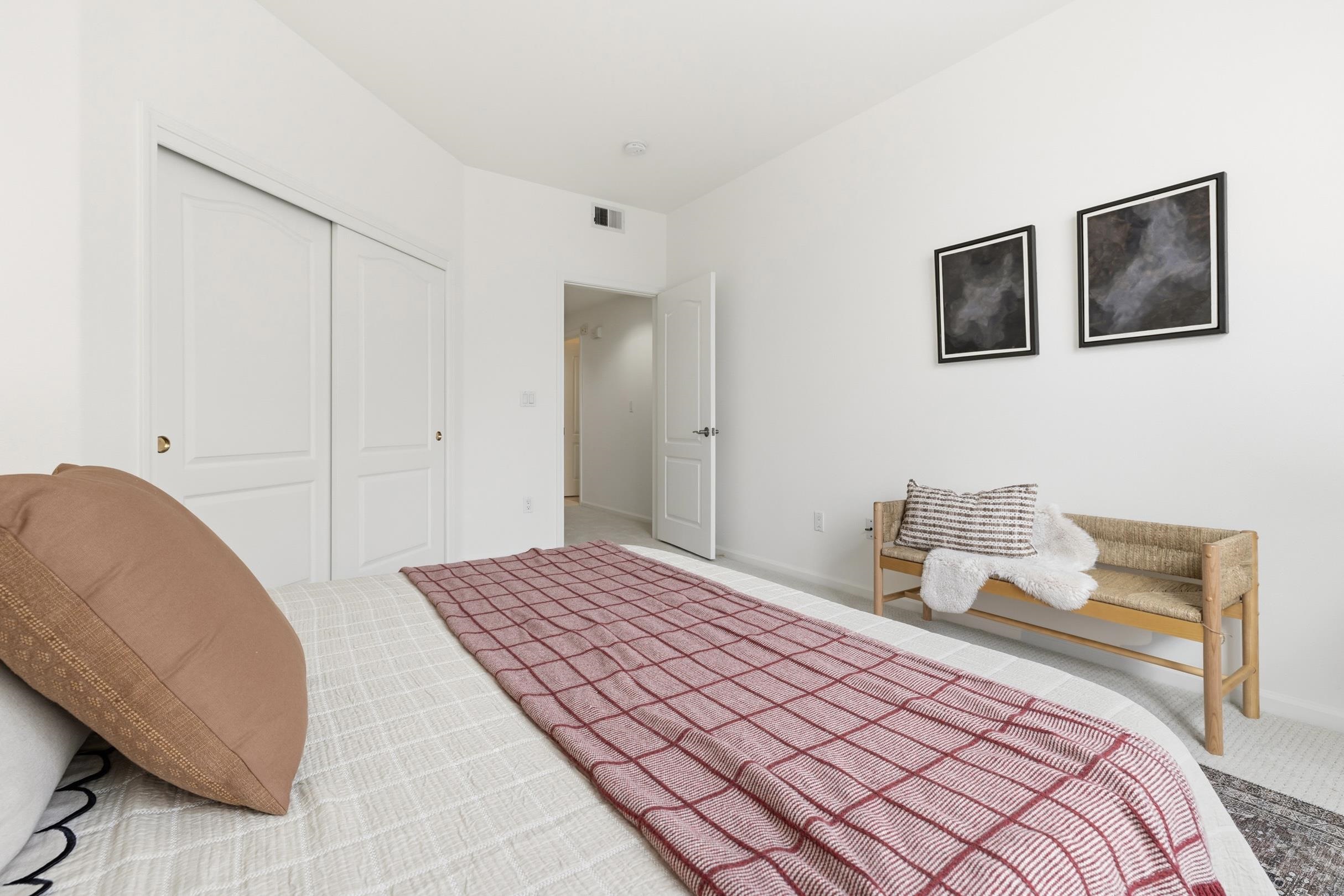 Detail Gallery Image 20 of 26 For 111 Saint Matthews Ave #304,  San Mateo,  CA 94401 - 2 Beds | 2 Baths