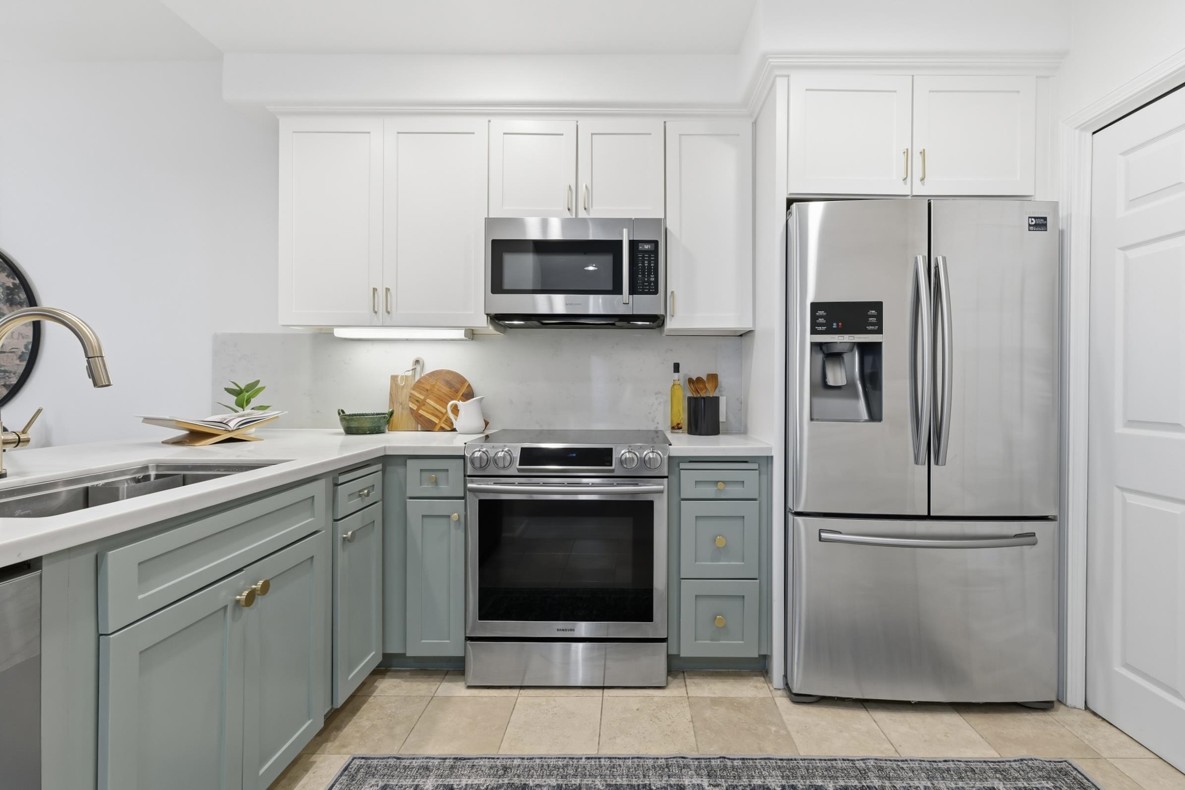 Detail Gallery Image 6 of 26 For 111 Saint Matthews Ave #304,  San Mateo,  CA 94401 - 2 Beds | 2 Baths