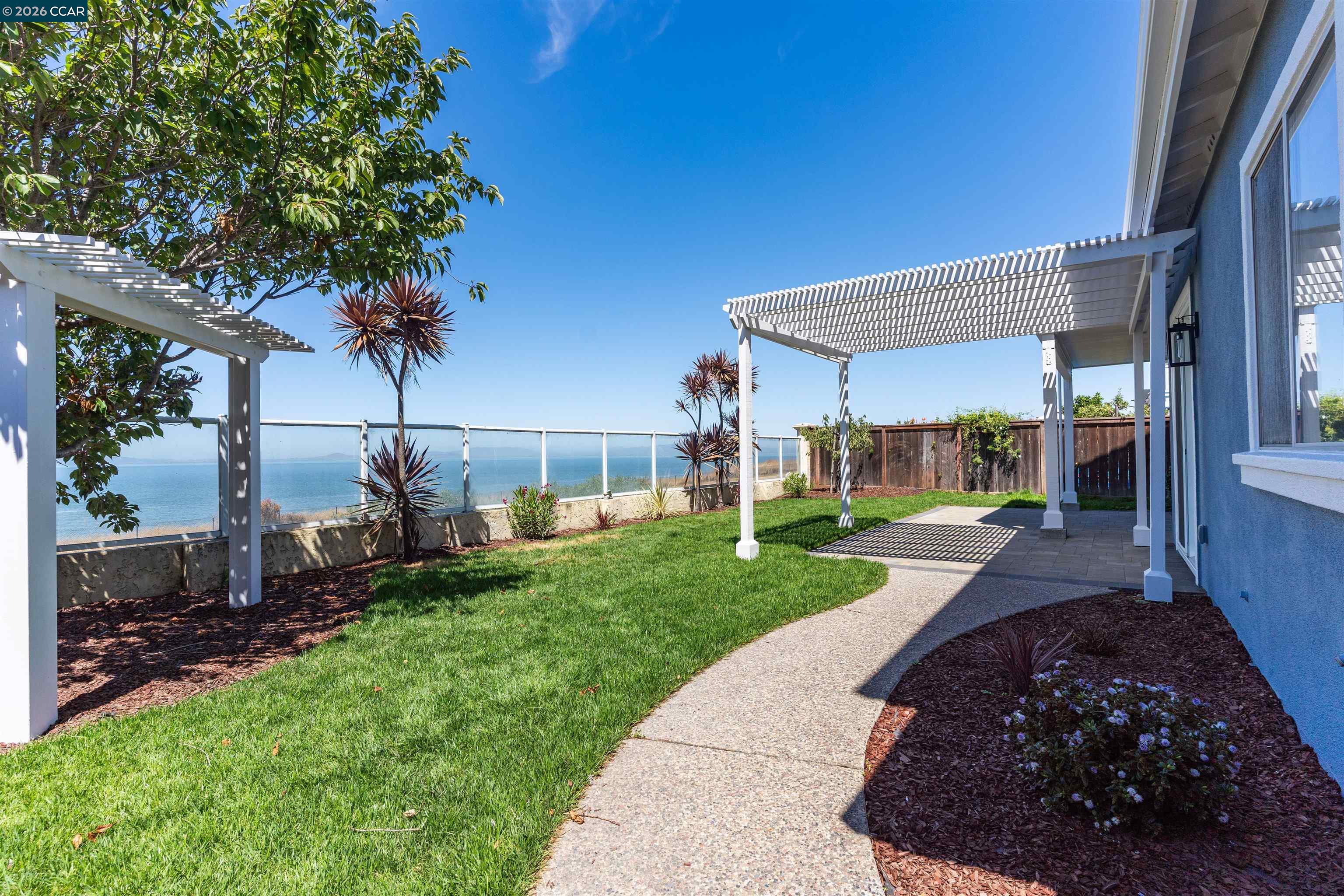 Detail Gallery Image 22 of 24 For 1105 Rock Harbor Point, Hercules,  CA 94547 - 5 Beds | 4 Baths