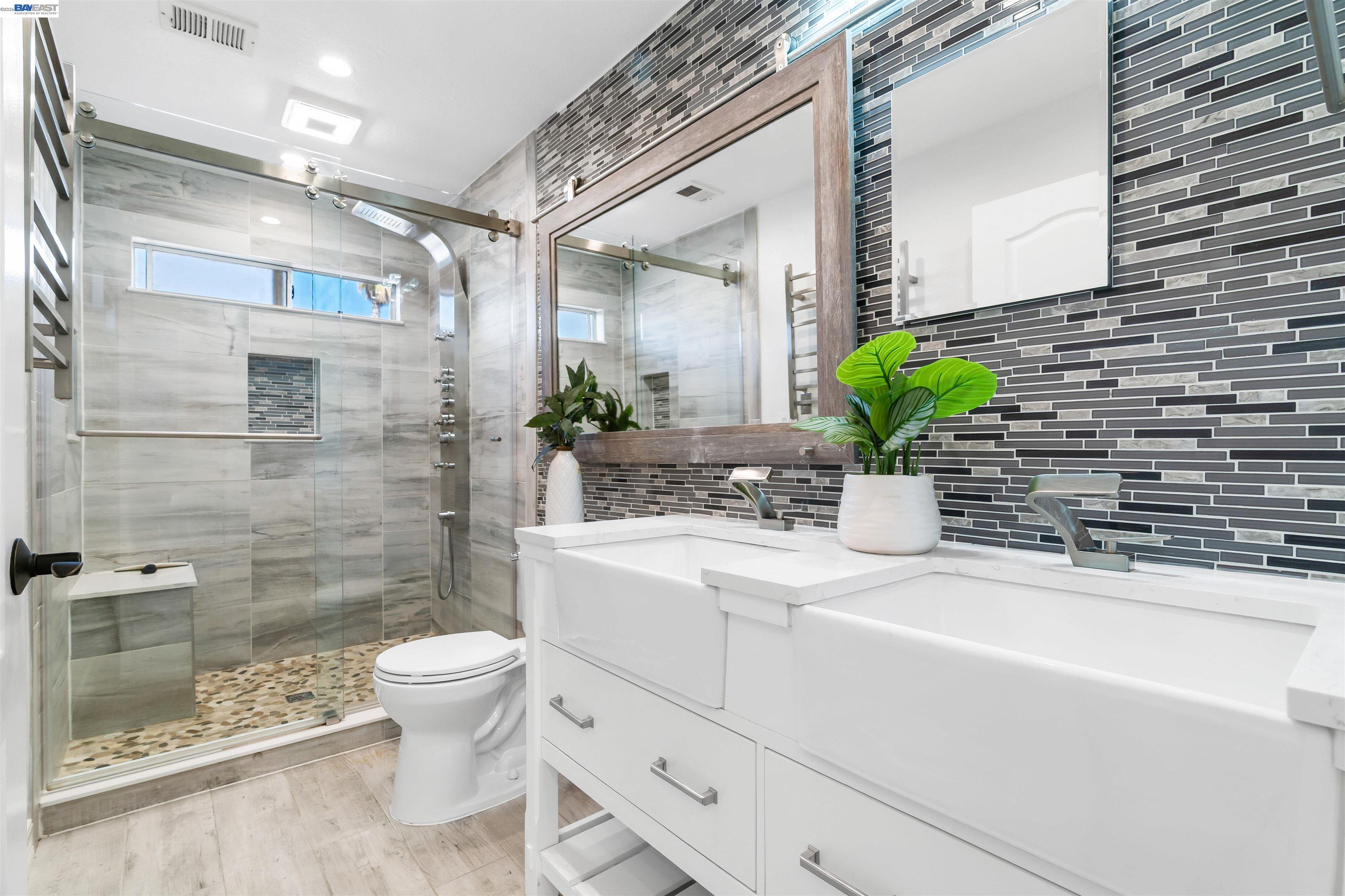 Detail Gallery Image 30 of 39 For 258 El Pueblo Place, Clayton,  CA 94517-9998 - 5 Beds | 3 Baths