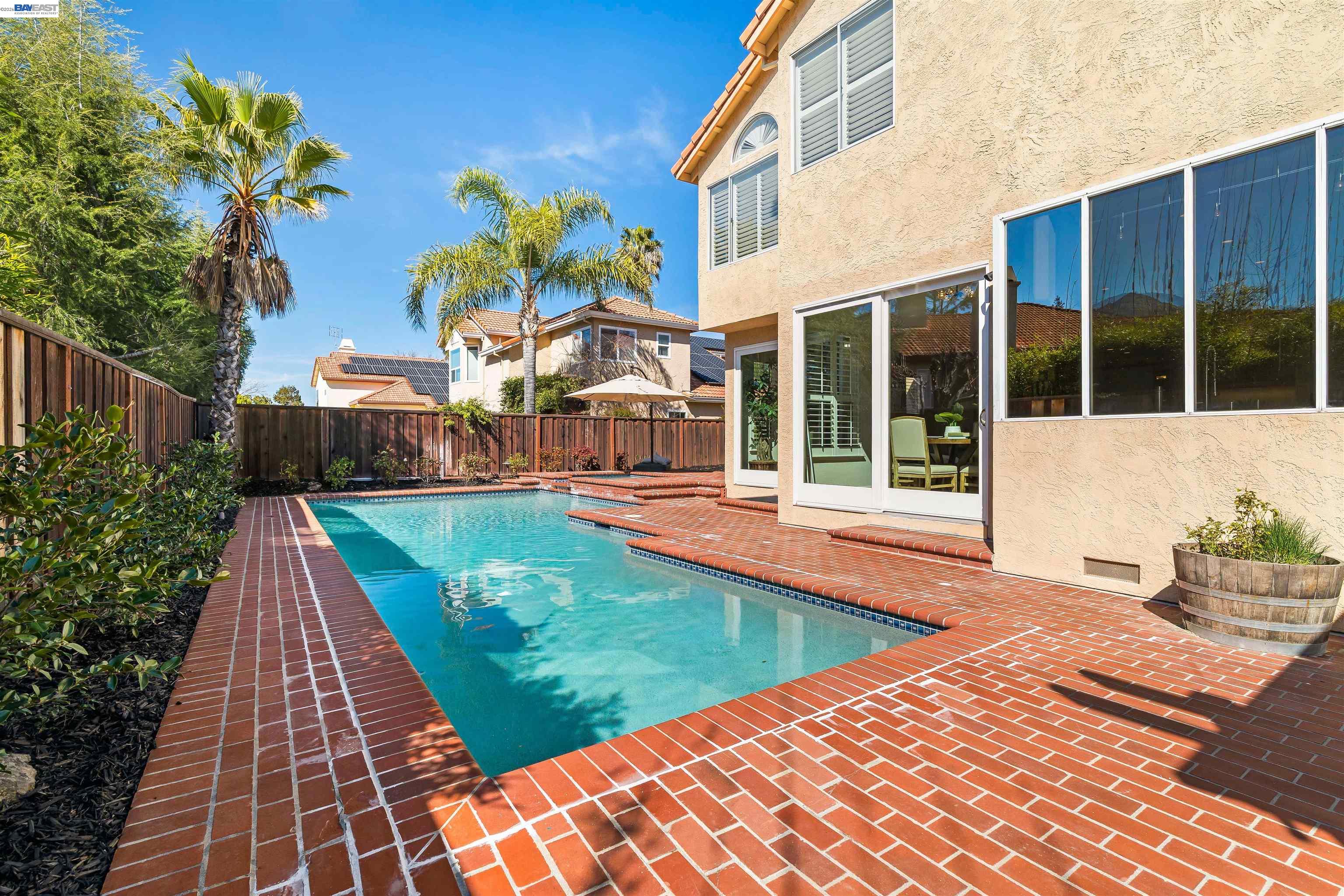 Detail Gallery Image 34 of 39 For 258 El Pueblo Place, Clayton,  CA 94517-9998 - 5 Beds | 3 Baths