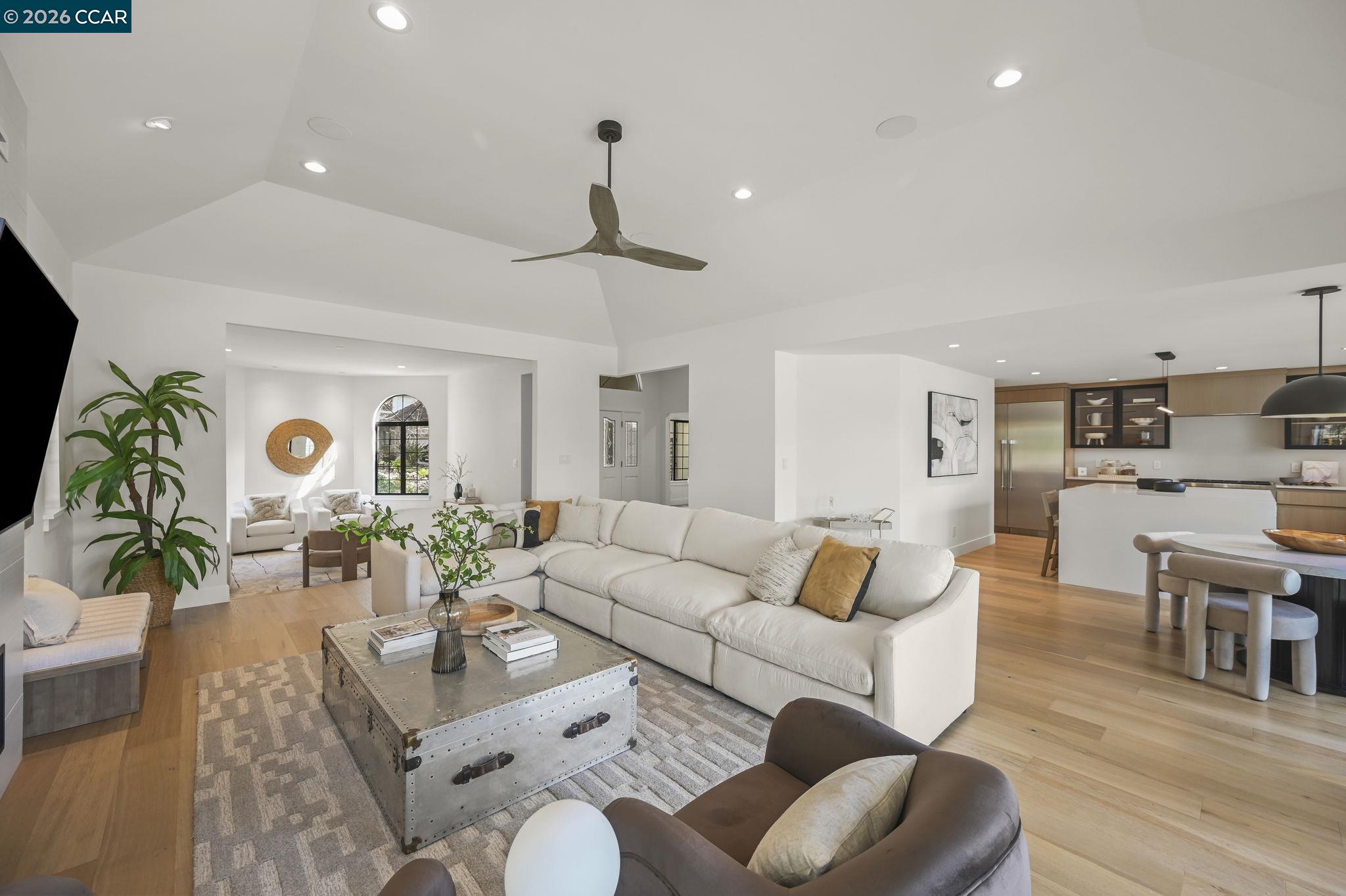 Detail Gallery Image 16 of 56 For 4060 Sugar Maple Dr, Danville,  CA 94506 - 4 Beds | 3 Baths