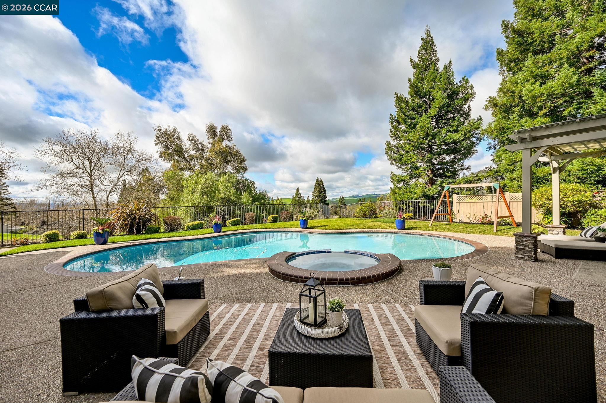 Detail Gallery Image 41 of 56 For 4060 Sugar Maple Dr, Danville,  CA 94506 - 4 Beds | 3 Baths