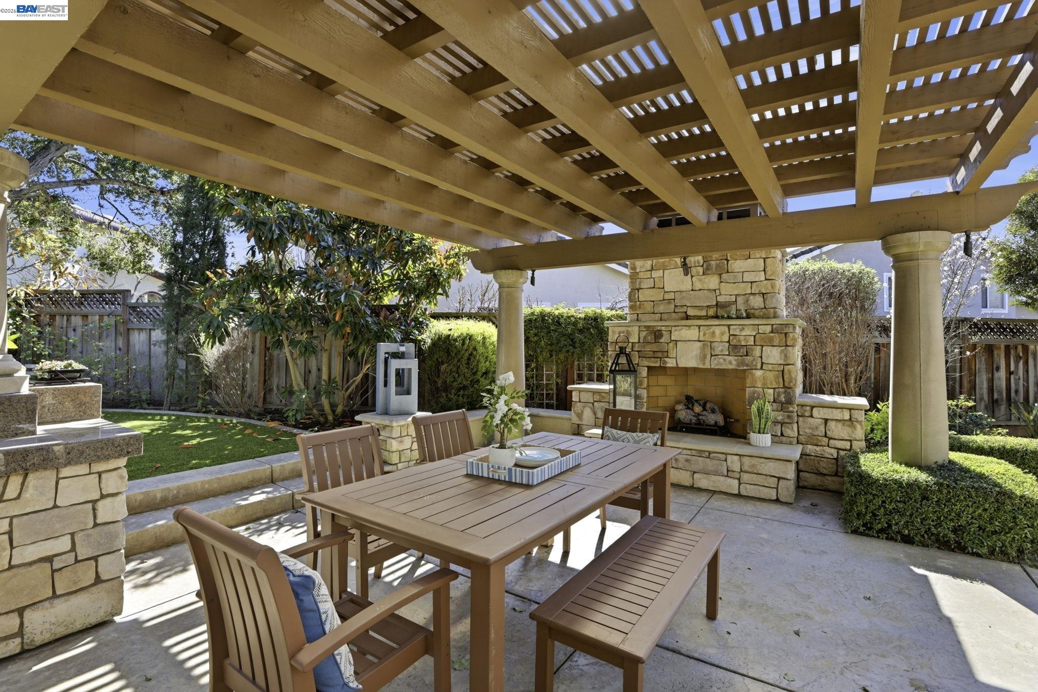 Detail Gallery Image 20 of 60 For 3421 Blackhawk Meadow Drive, Danville,  CA 94506 - 4 Beds | 3 Baths