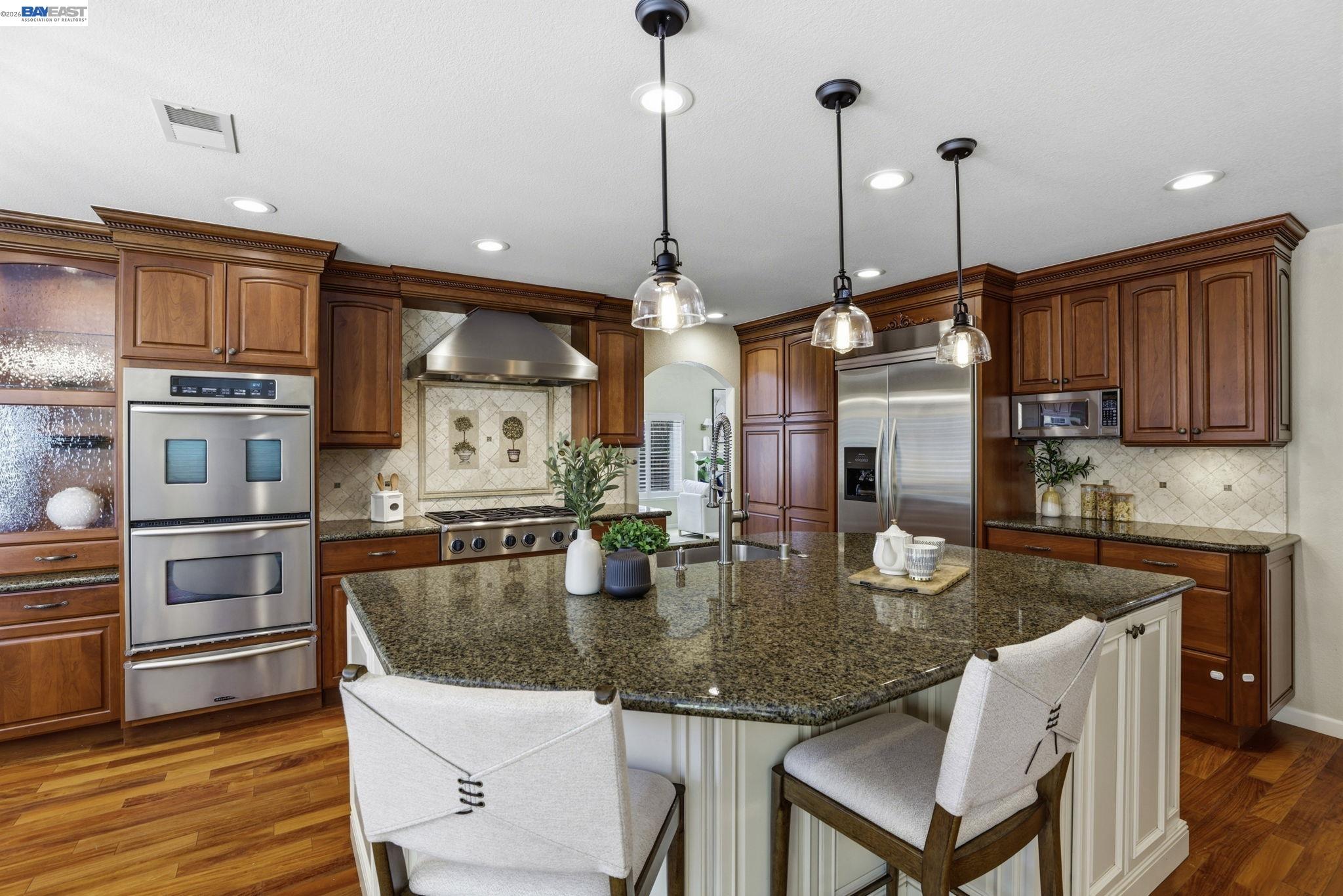 Detail Gallery Image 10 of 60 For 3421 Blackhawk Meadow Drive, Danville,  CA 94506 - 4 Beds | 3 Baths