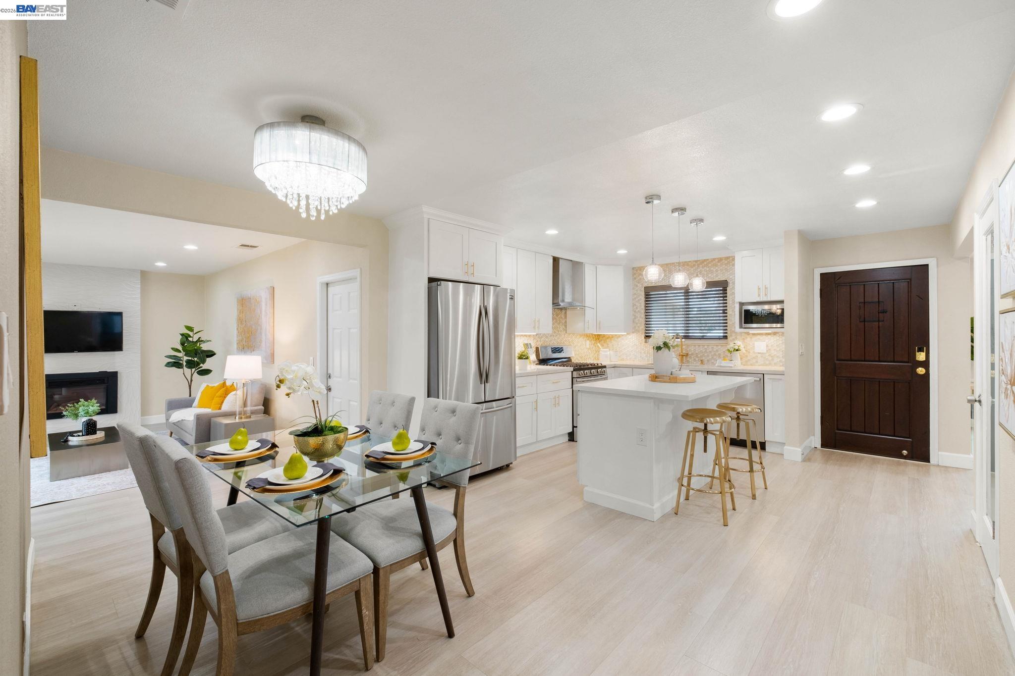 Detail Gallery Image 15 of 45 For 4234 Chapman Way, Pleasanton,  CA 94588-3961 - 4 Beds | 2 Baths