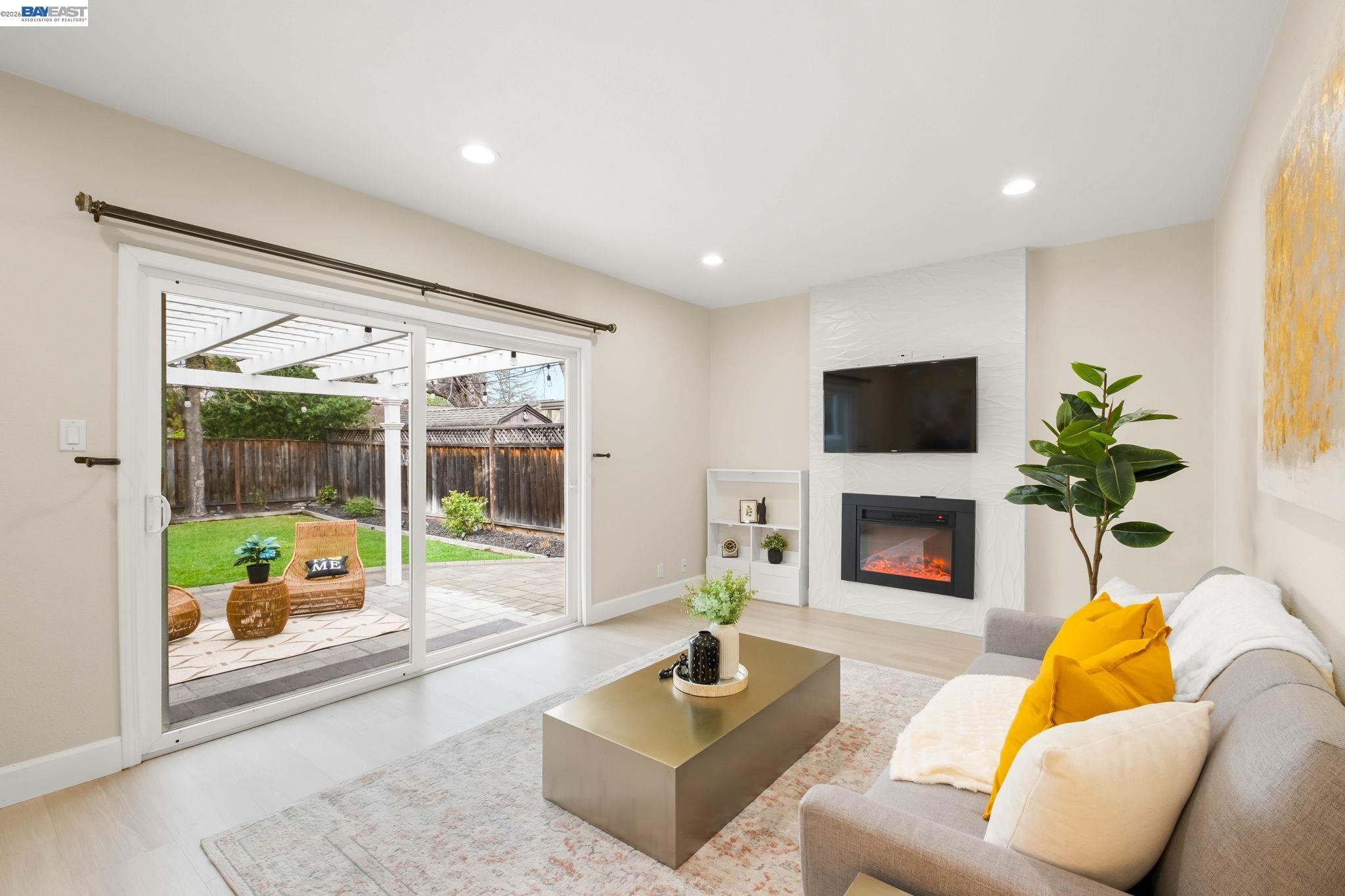 Detail Gallery Image 19 of 45 For 4234 Chapman Way, Pleasanton,  CA 94588-3961 - 4 Beds | 2 Baths