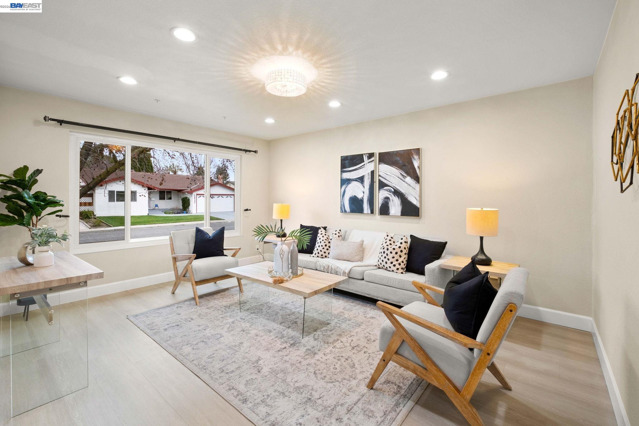 Detail Gallery Image 7 of 45 For 4234 Chapman Way, Pleasanton,  CA 94588-3961 - 4 Beds | 2 Baths