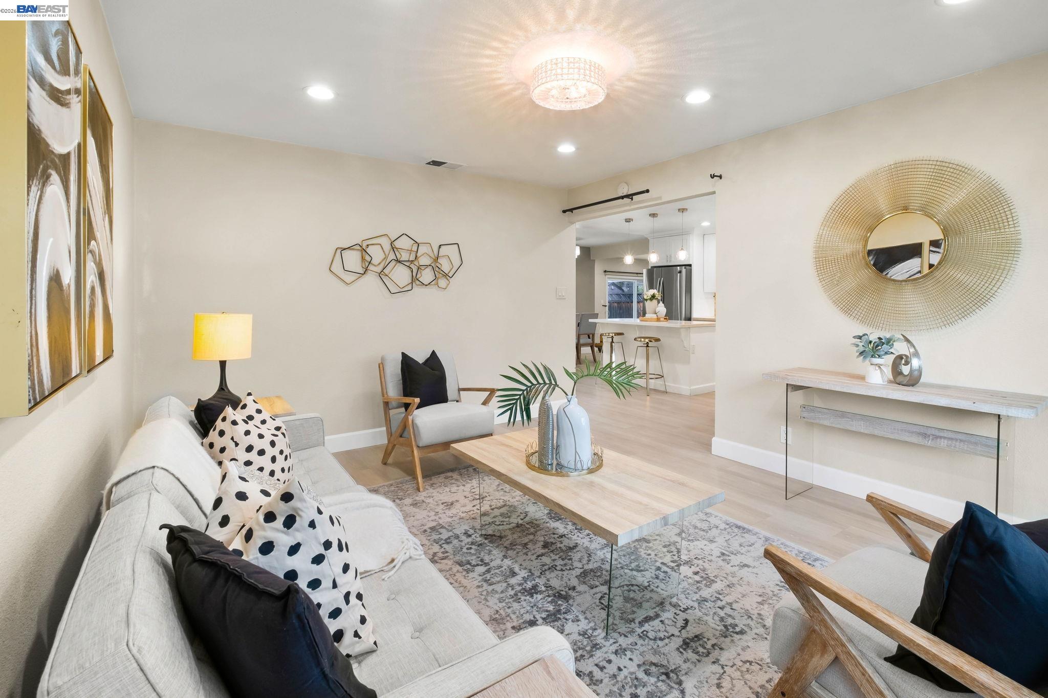 Detail Gallery Image 9 of 45 For 4234 Chapman Way, Pleasanton,  CA 94588-3961 - 4 Beds | 2 Baths