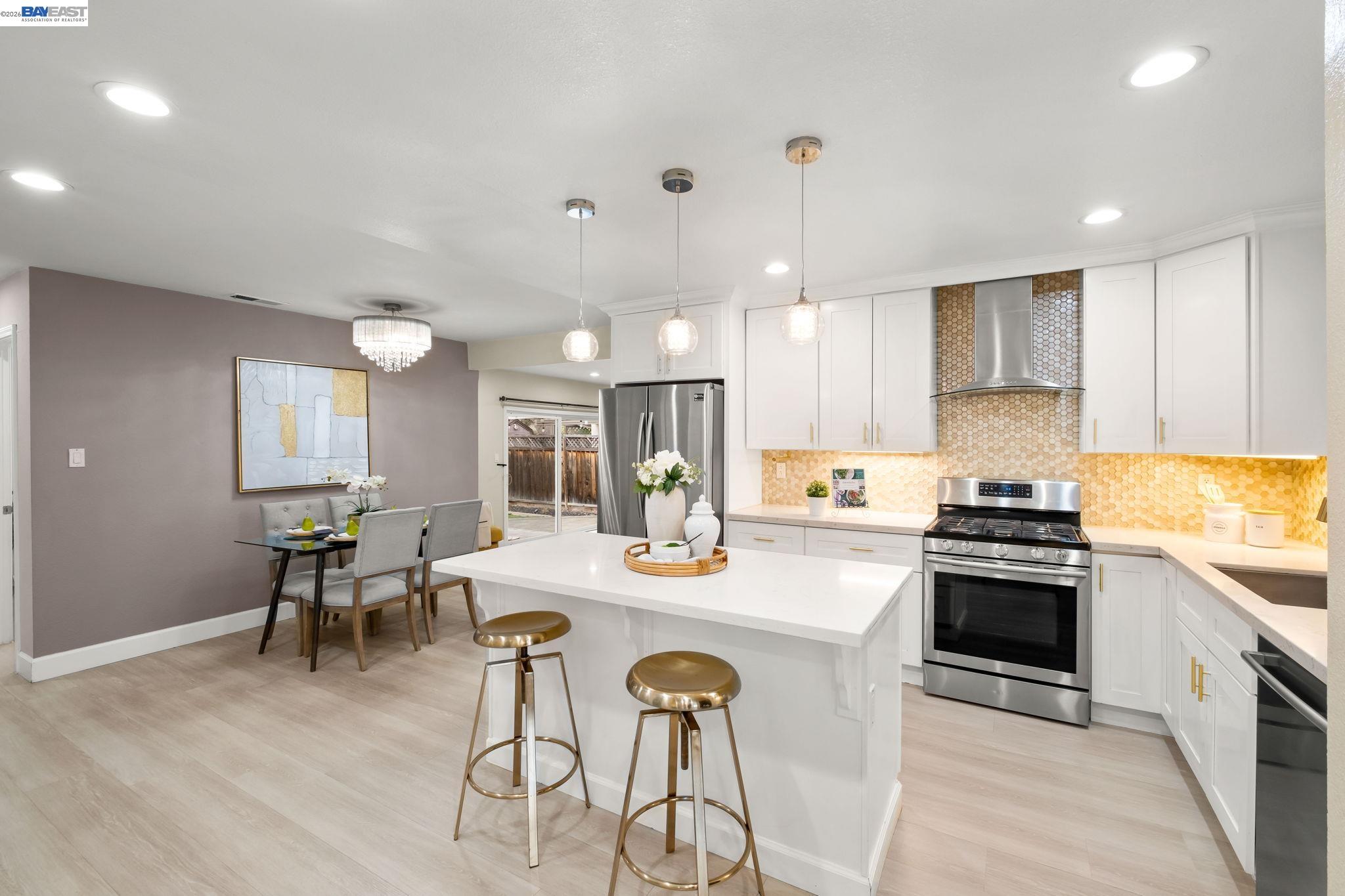 Detail Gallery Image 10 of 45 For 4234 Chapman Way, Pleasanton,  CA 94588-3961 - 4 Beds | 2 Baths