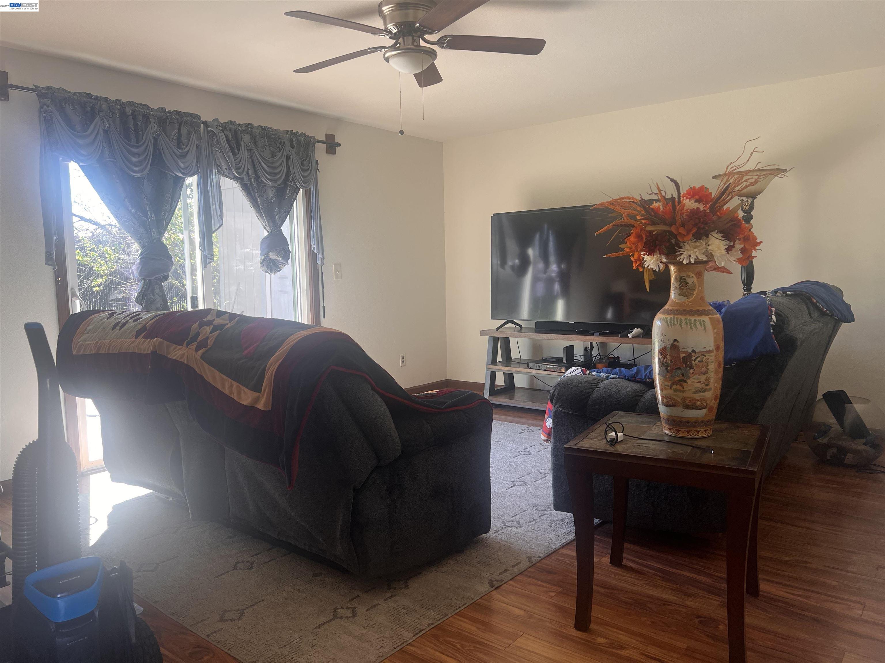 Detail Gallery Image 12 of 49 For 4820 Mcnary Court, Modesto,  CA 95357 - 3 Beds | 2 Baths