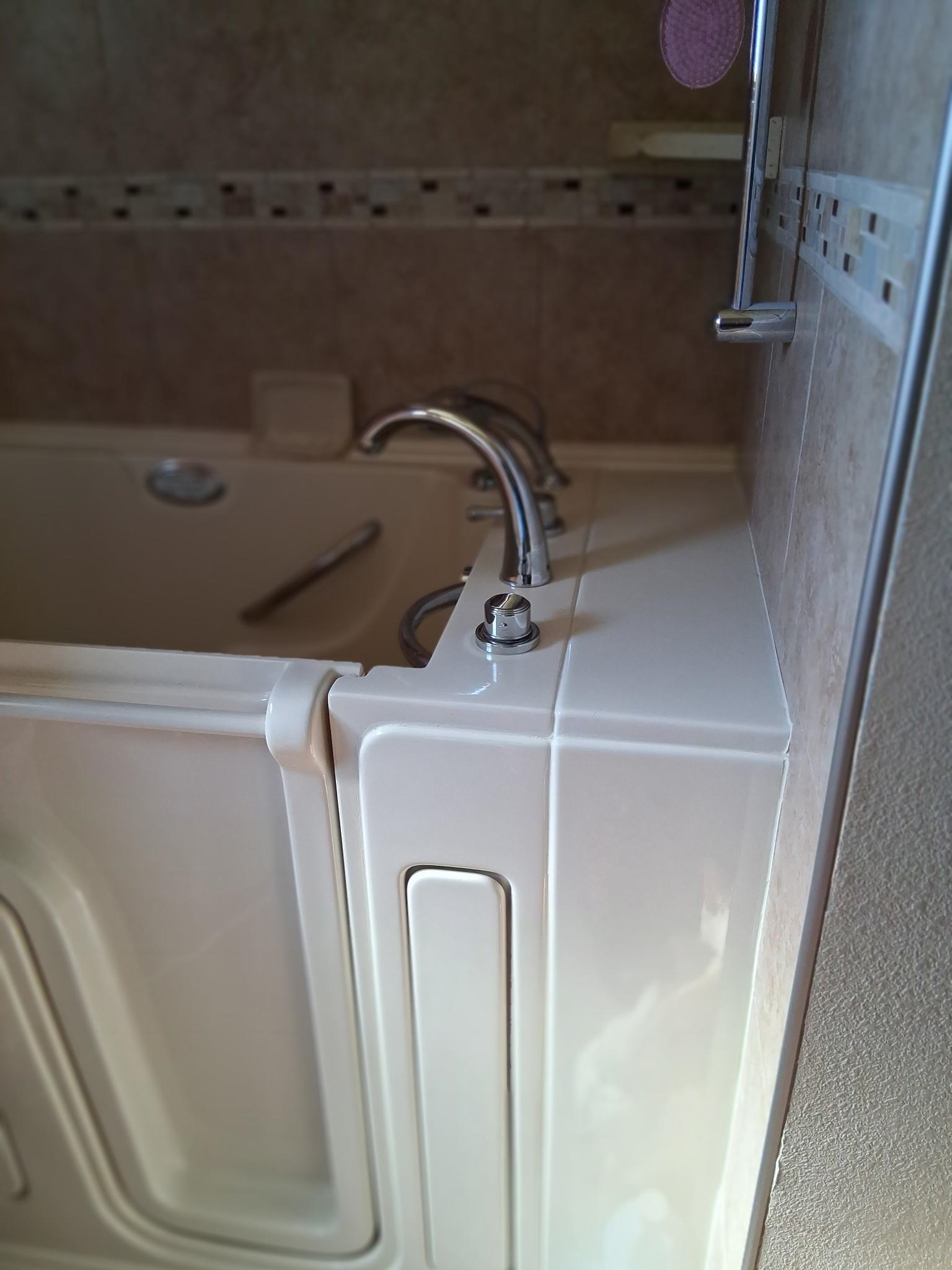 Detail Gallery Image 5 of 6 For 4820 Mcnary Court, Modesto,  CA 95357 - 3 Beds | 2 Baths