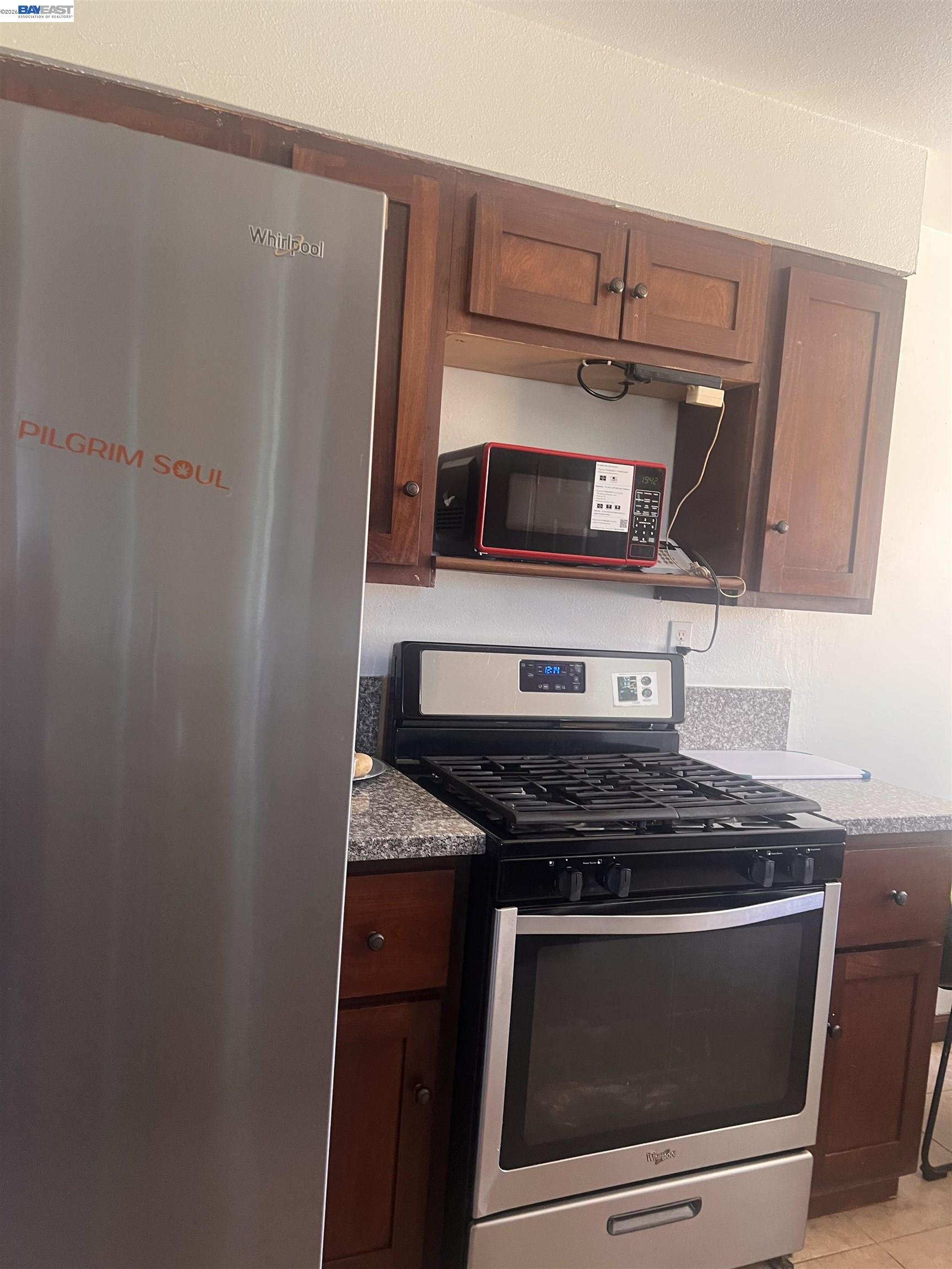 Detail Gallery Image 7 of 49 For 4820 Mcnary Court, Modesto,  CA 95357 - 3 Beds | 2 Baths