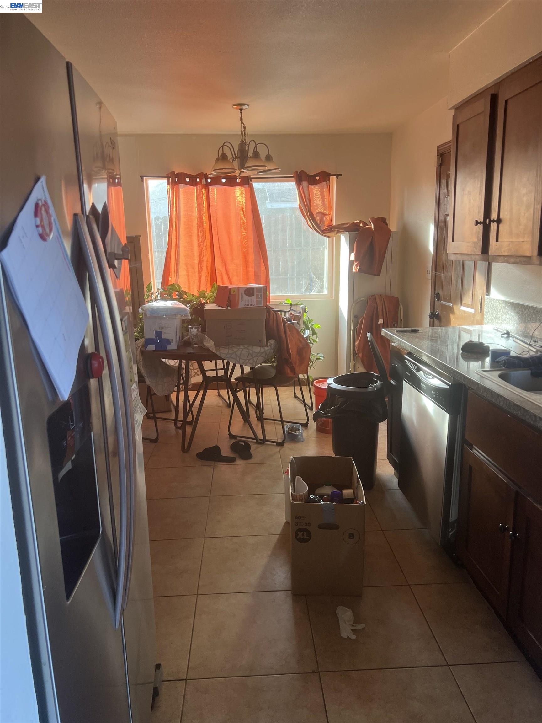 Detail Gallery Image 9 of 36 For 4820 Mcnary Court, Modesto,  CA 95357 - 3 Beds | 2 Baths