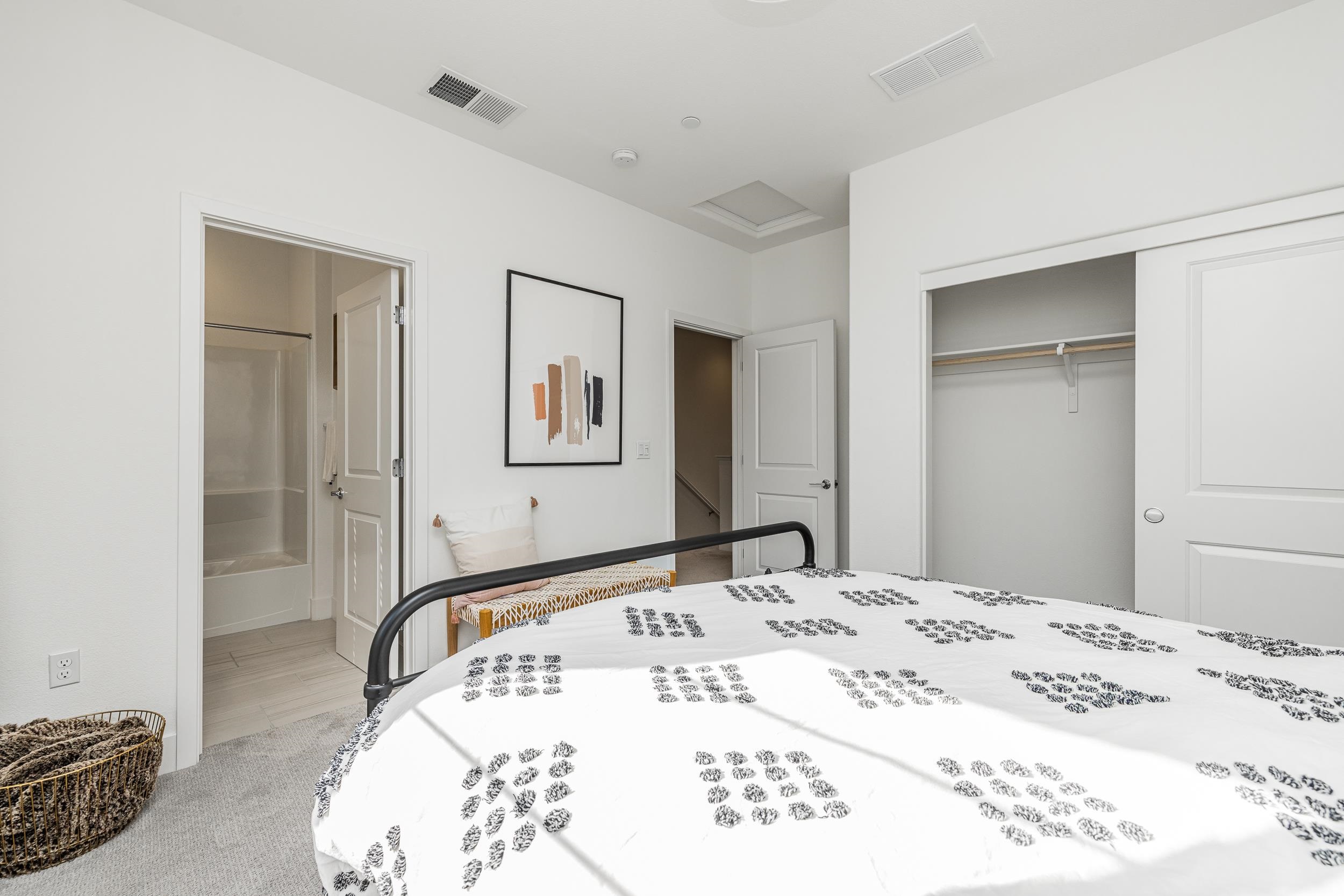 Photo #14: 41123882 Listing: Photo #14