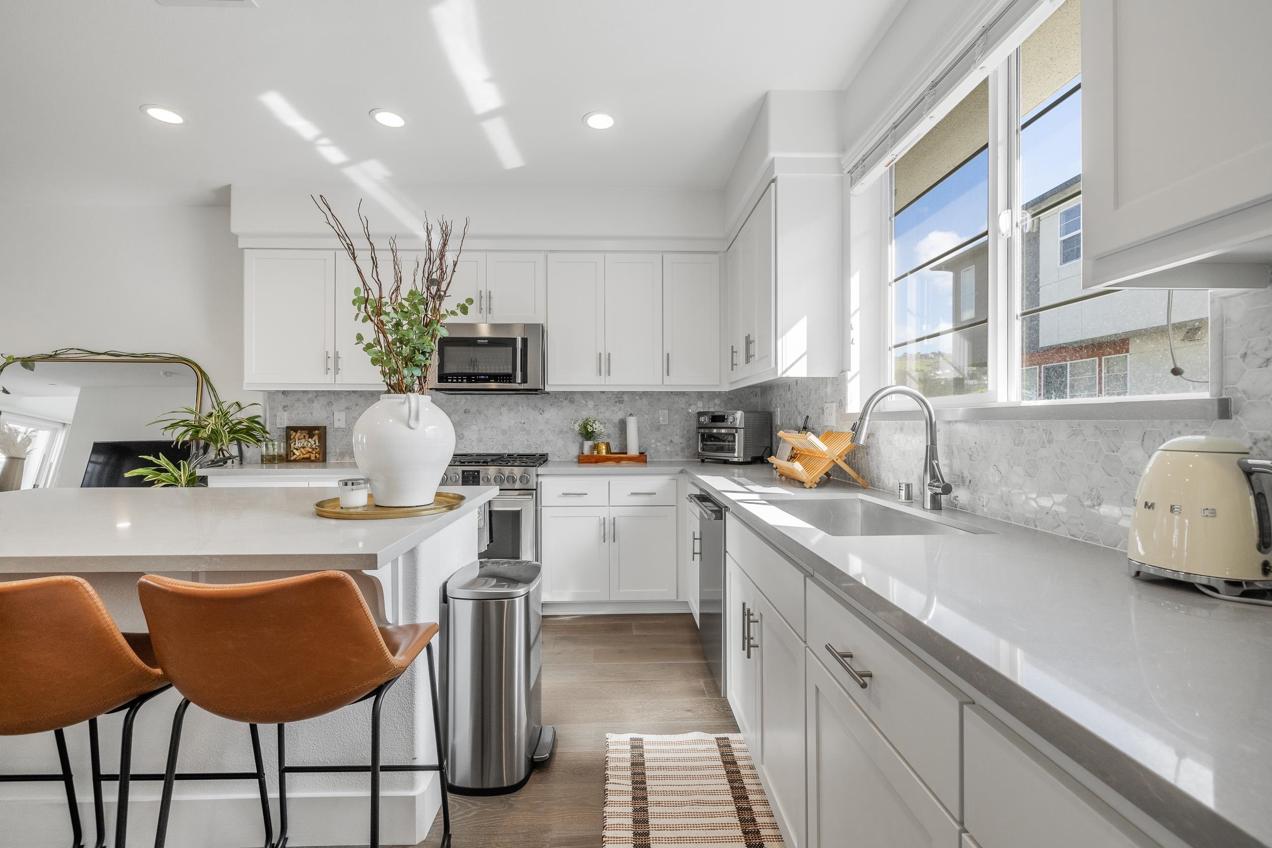 Photo #4: 41123882 Listing: Photo #4