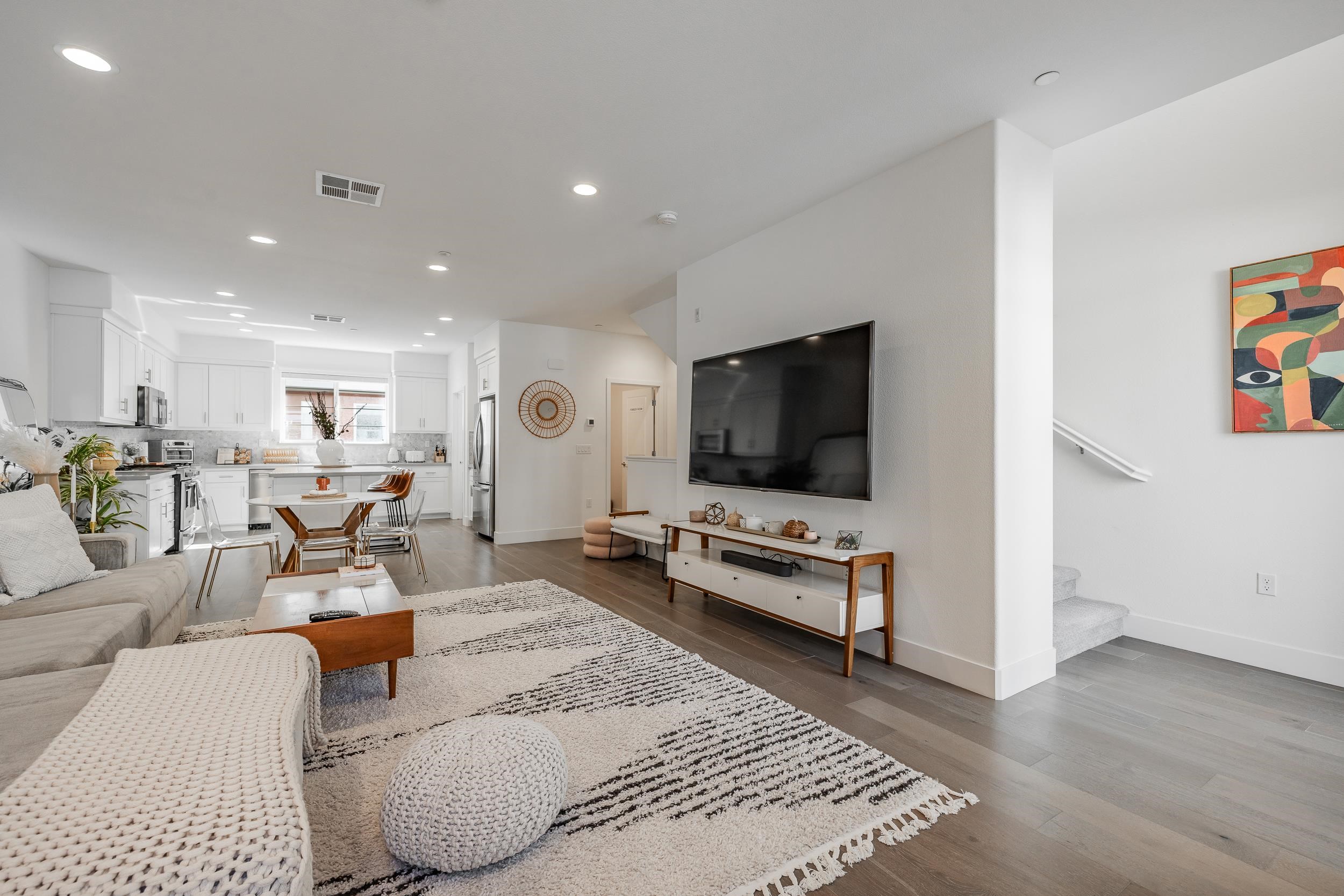 Photo #8: 41123882 Listing: Photo #8