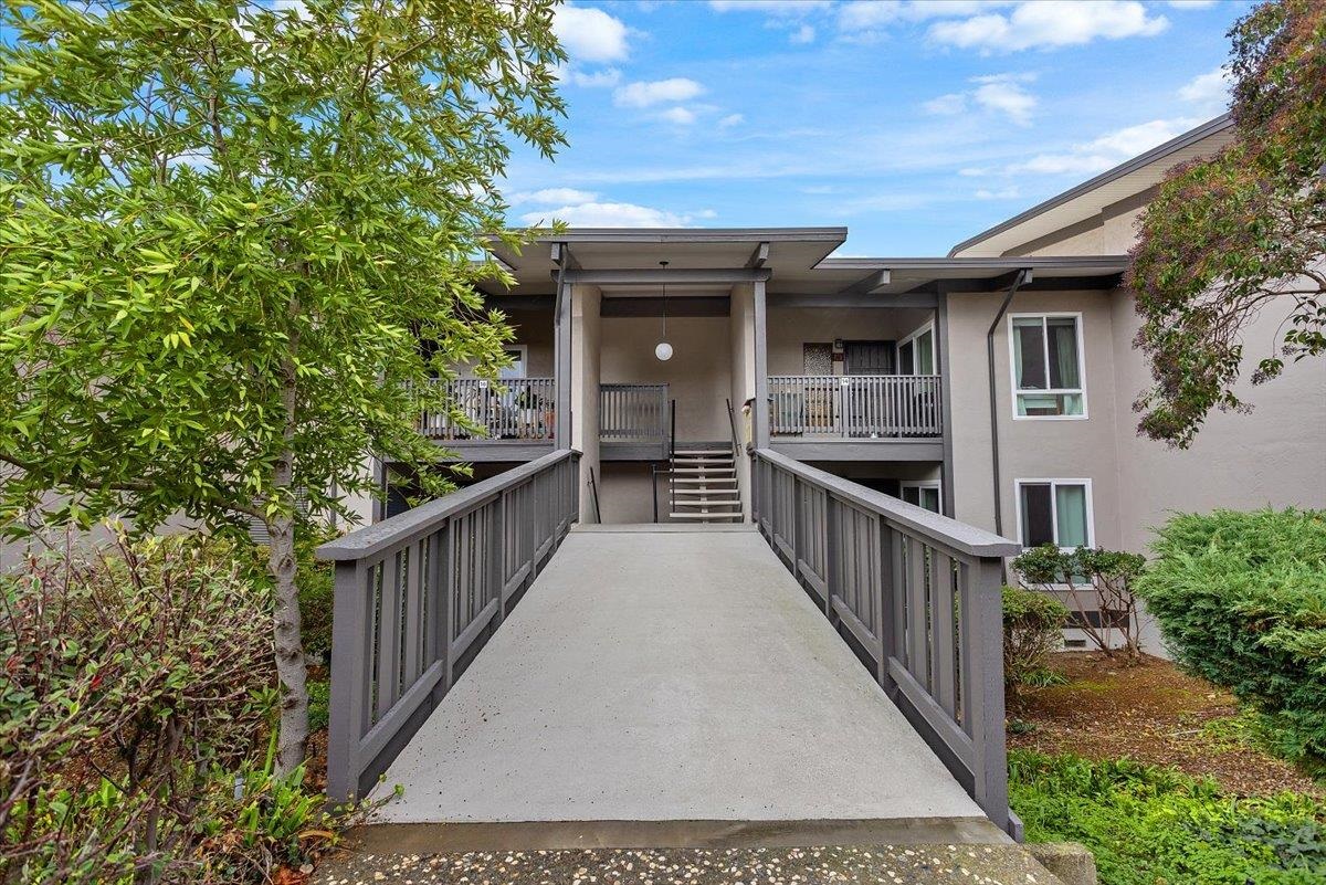 Photo #2: 41123883 Listing: Photo #2