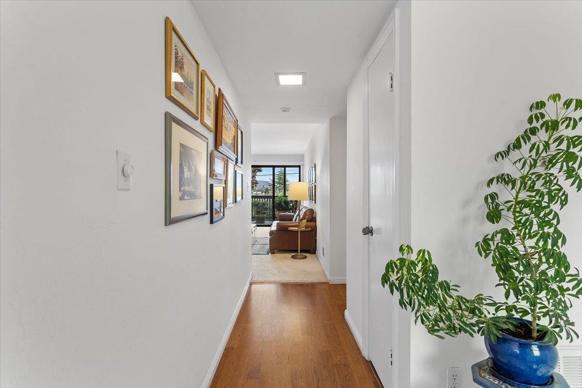 Photo #4: 41123883 Listing: Photo #4