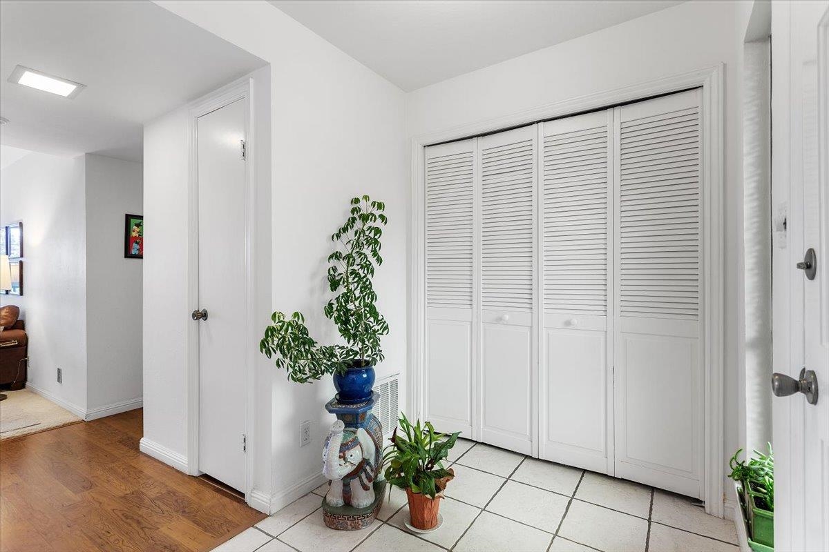 Photo #5: 41123883 Listing: Photo #5