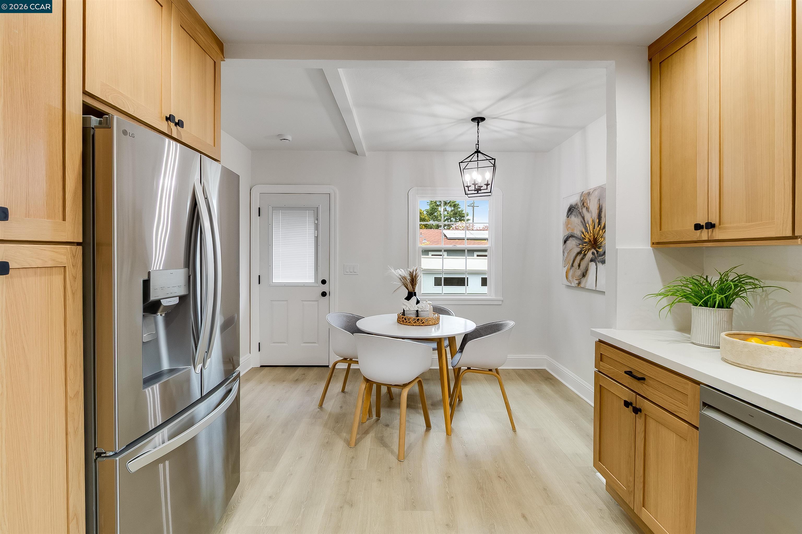 Detail Gallery Image 18 of 43 For 1604 Dwight Way, Berkeley,  CA 94703 - 2 Beds | 1 Baths