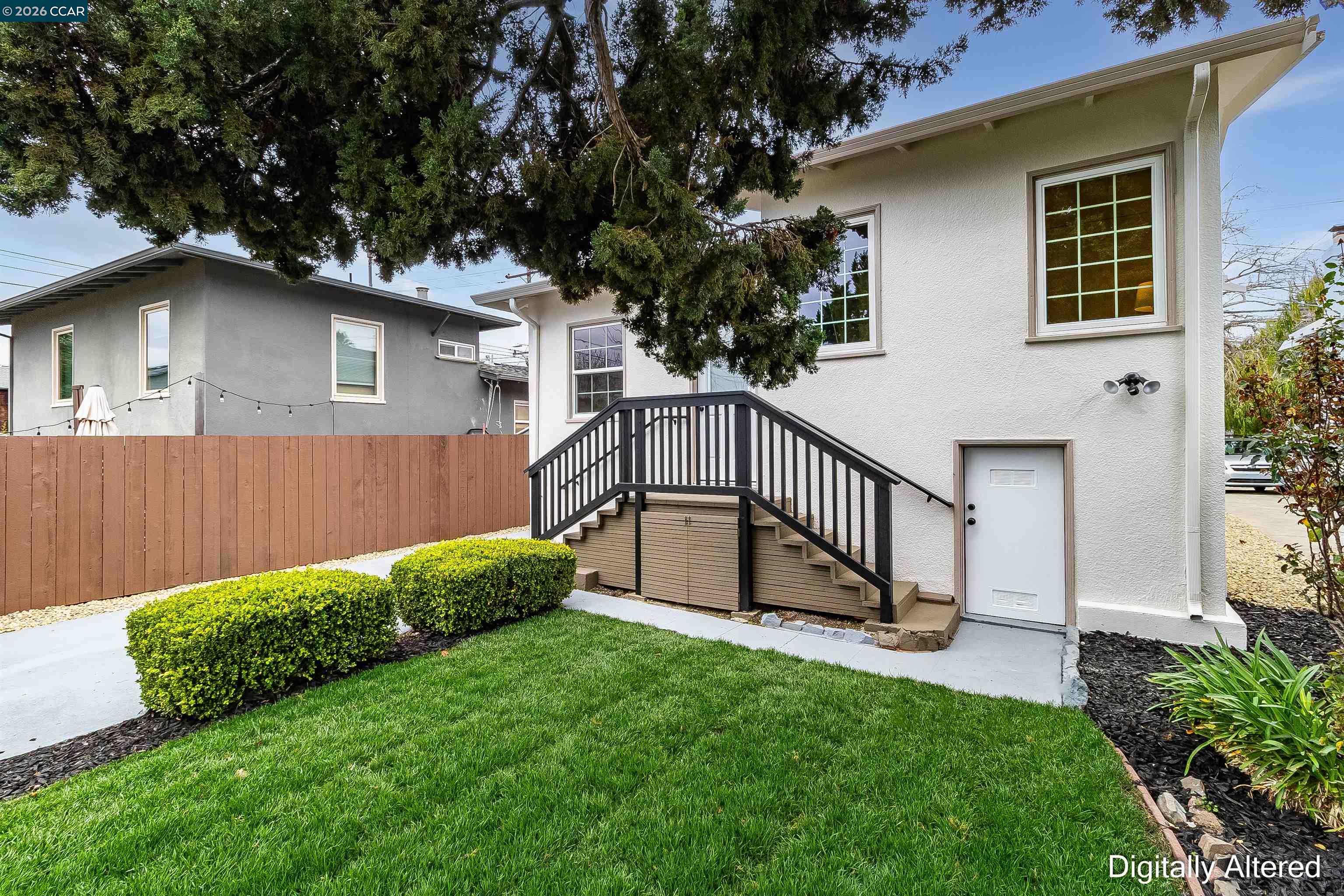 Detail Gallery Image 32 of 43 For 1604 Dwight Way, Berkeley,  CA 94703 - 2 Beds | 1 Baths