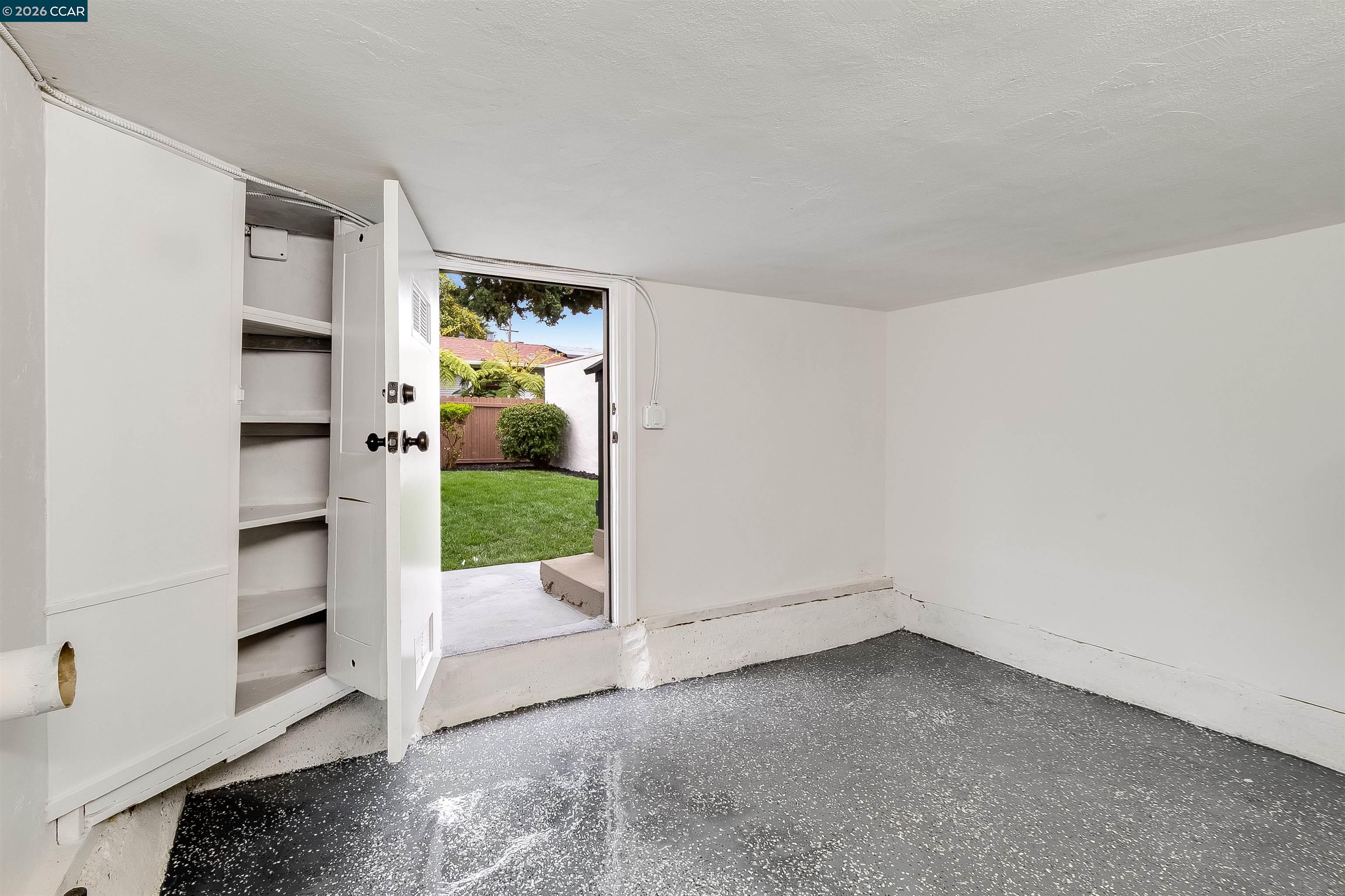 Detail Gallery Image 36 of 43 For 1604 Dwight Way, Berkeley,  CA 94703 - 2 Beds | 1 Baths