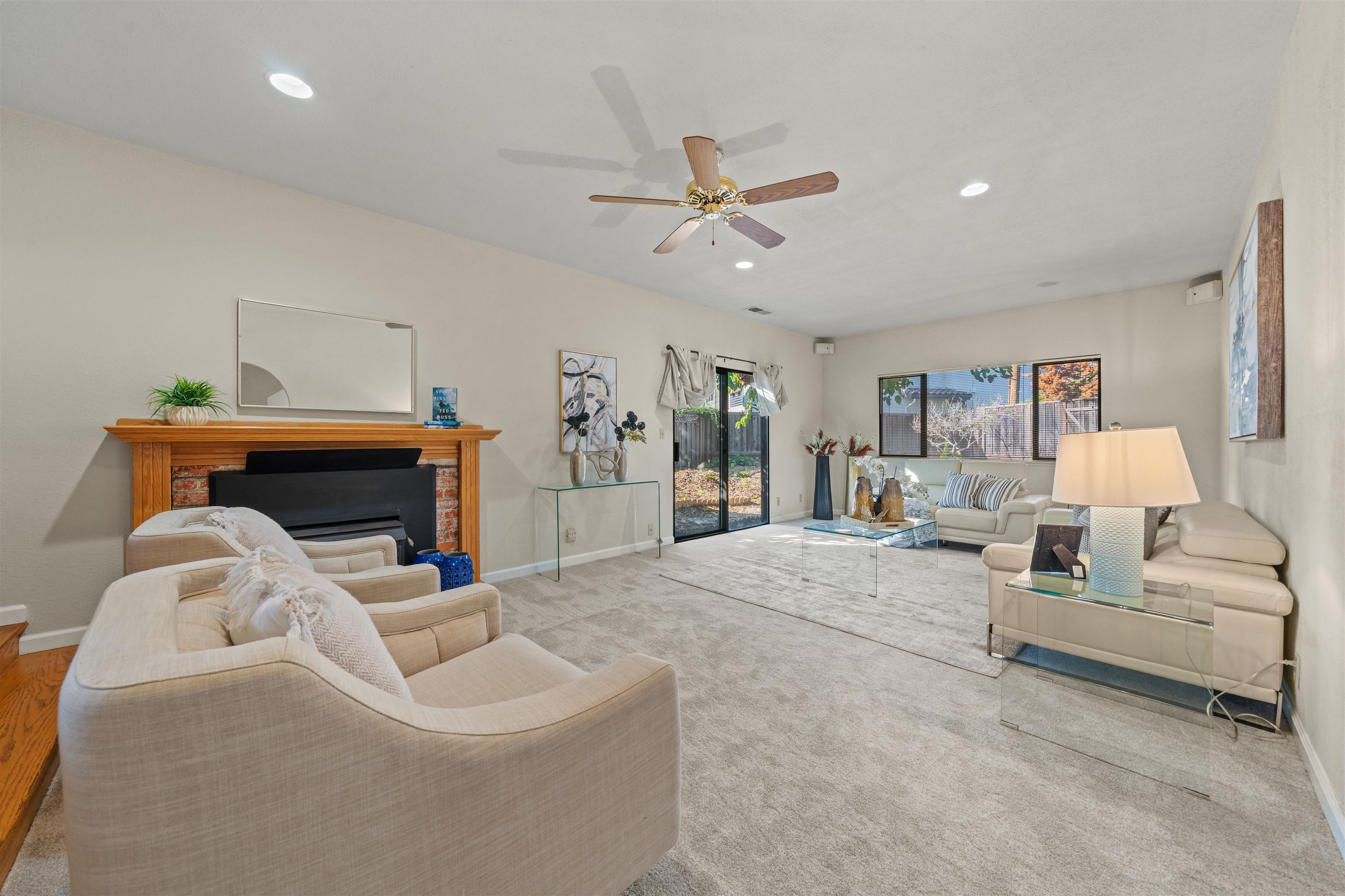 Detail Gallery Image 16 of 48 For 3393 Sutton Loop, Fremont,  CA 94536 - 4 Beds | 3 Baths